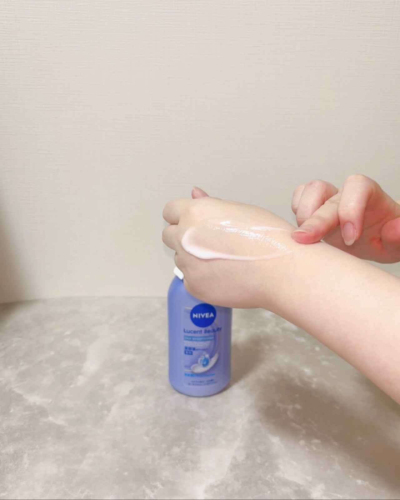 【医薬部外品】ニベア ルーセントビューティ シルクブライトニング ブライトニング美容液ボディミルク/ニベア/ボディミルクを使ったクチコミ(5枚目)