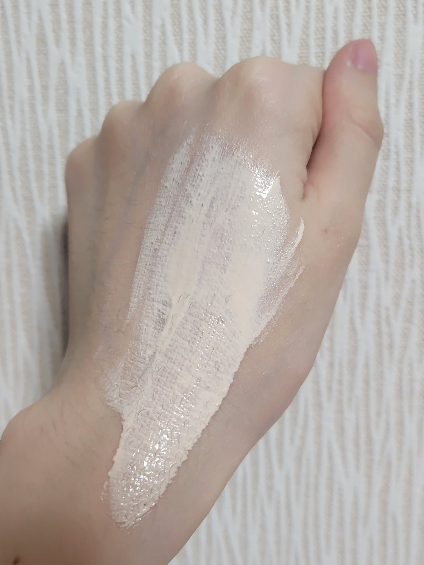 アリィー クロノビューティ カラーチューニングUV/アリィー/日焼け止めクリームを使ったクチコミ(4枚目)