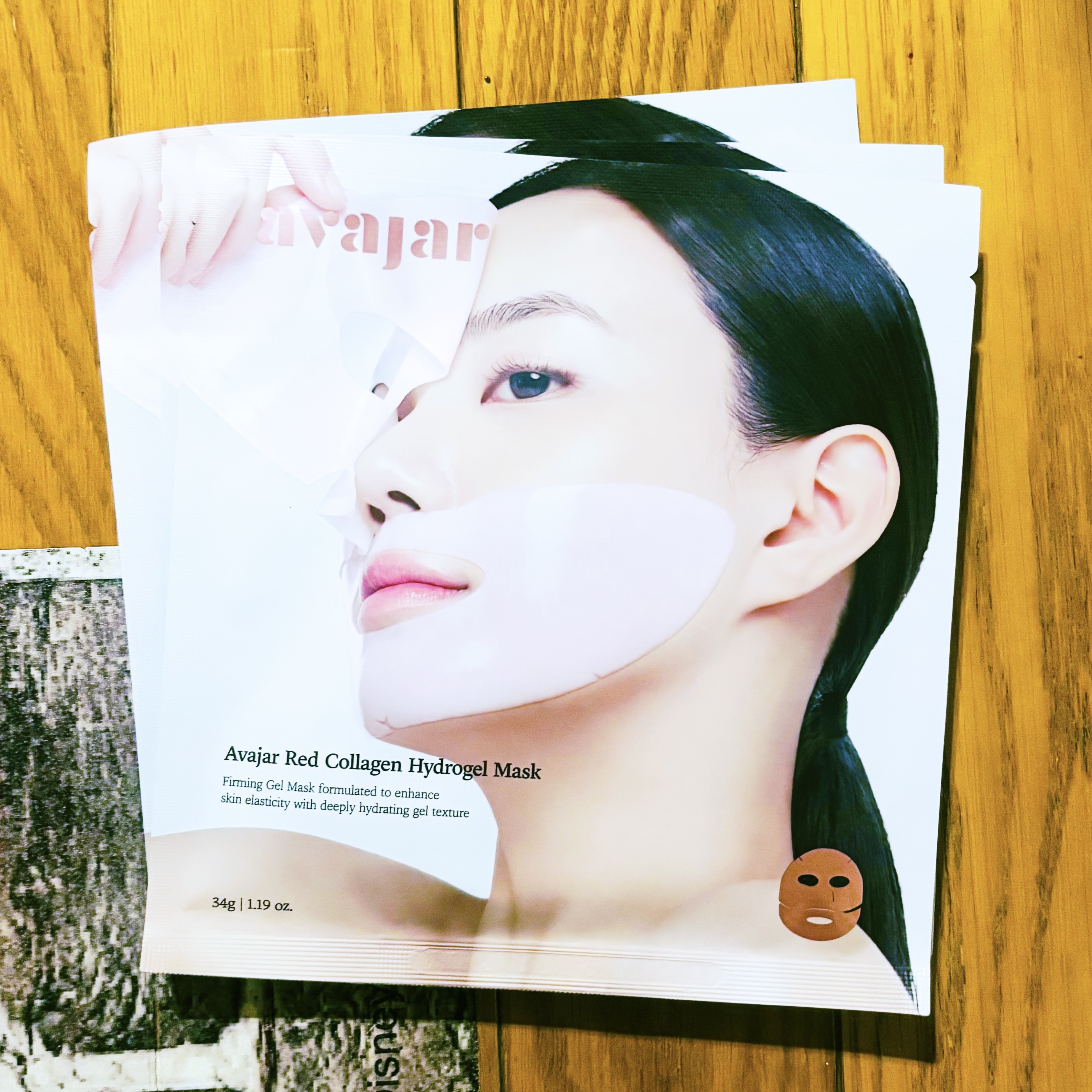 レッドコラーゲンハイドロゲルマスク/avajar/シートマスク・パックを使ったクチコミ（1枚目）