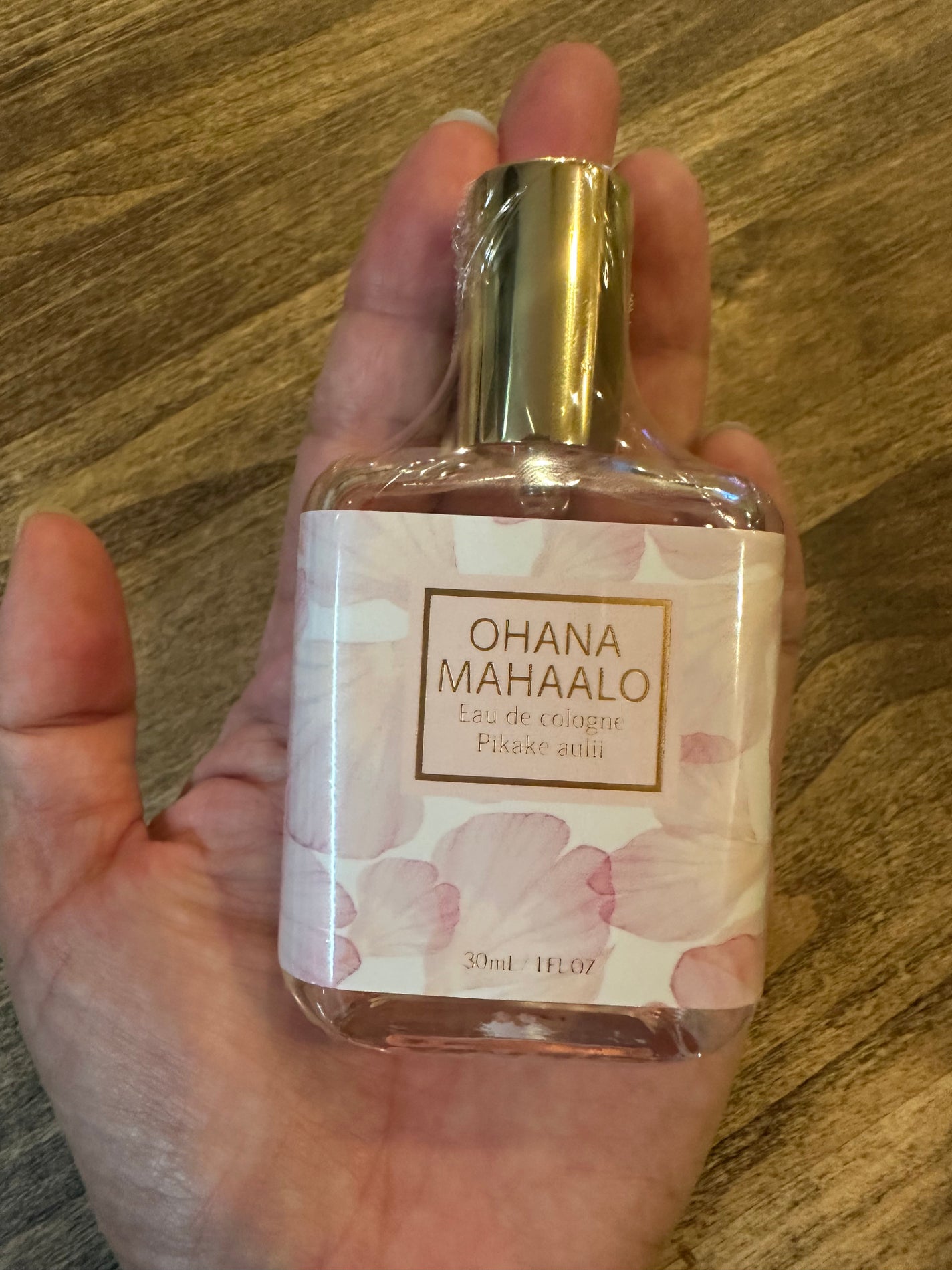 オハナ・マハロ オーデコロン <ピカケ アウリィ>/OHANA MAHAALO/香水(レディース)を使ったクチコミ(2枚目)