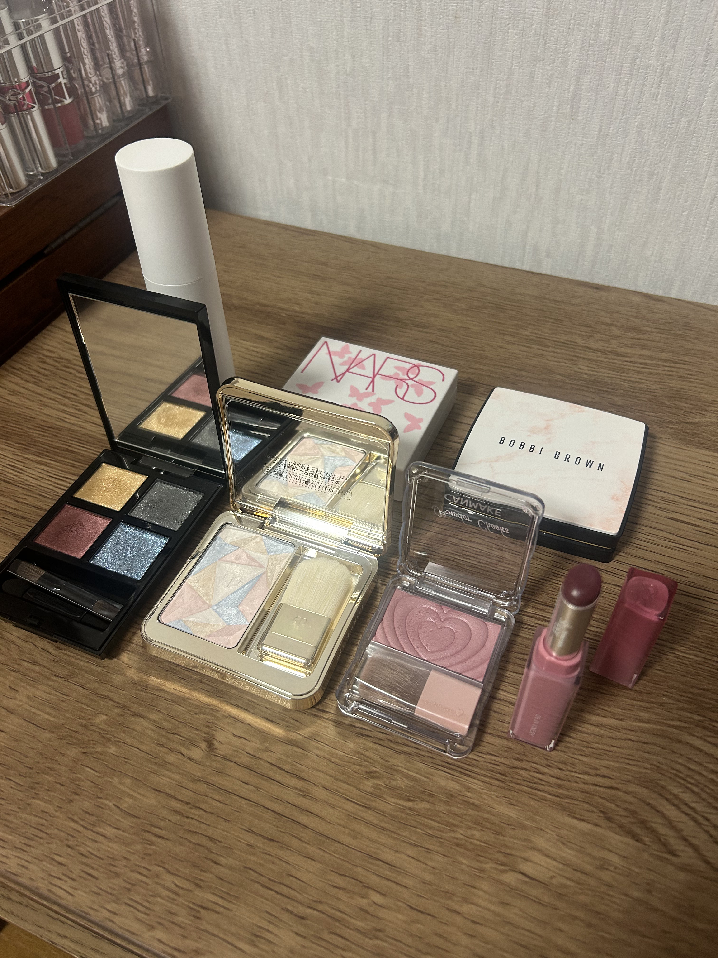 ナチュラルラディアント ロングウェア クッションファンデーション 04056 限定ケース(THE BEAUTY TRANSFORMED COLLECTION)/NARS/クッションファンデーションを使ったクチコミ（2枚目）