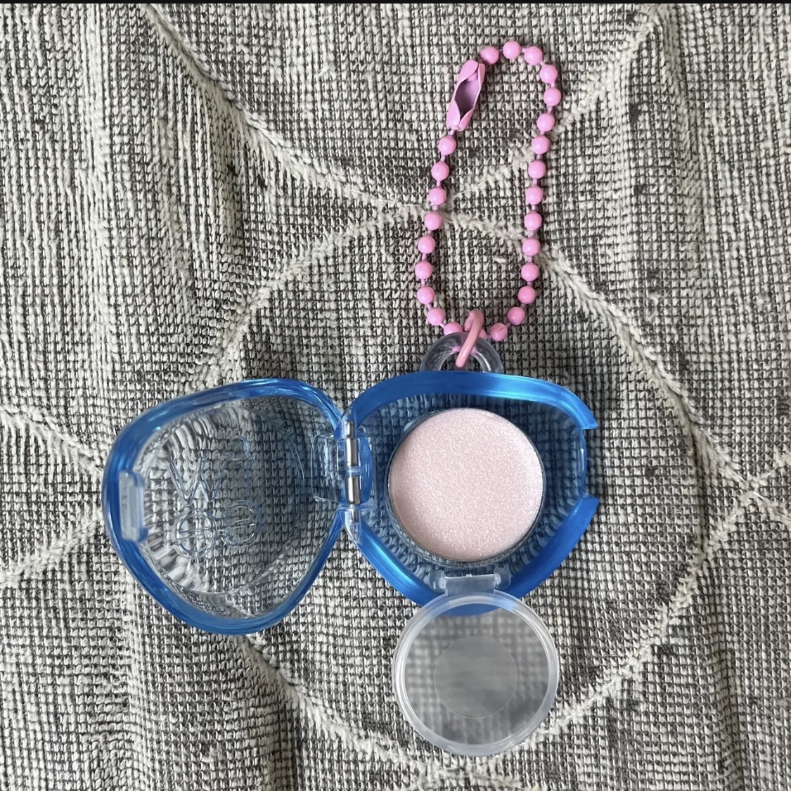 フィー リップアンドチーク グローイジェリーポット/fwee/リップグロスを使ったクチコミ（3枚目）