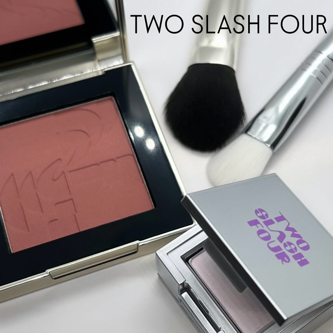 ストロビングフェイスキューブ/TWO SLASH FOUR/ハイライトを使ったクチコミ(1枚目)
