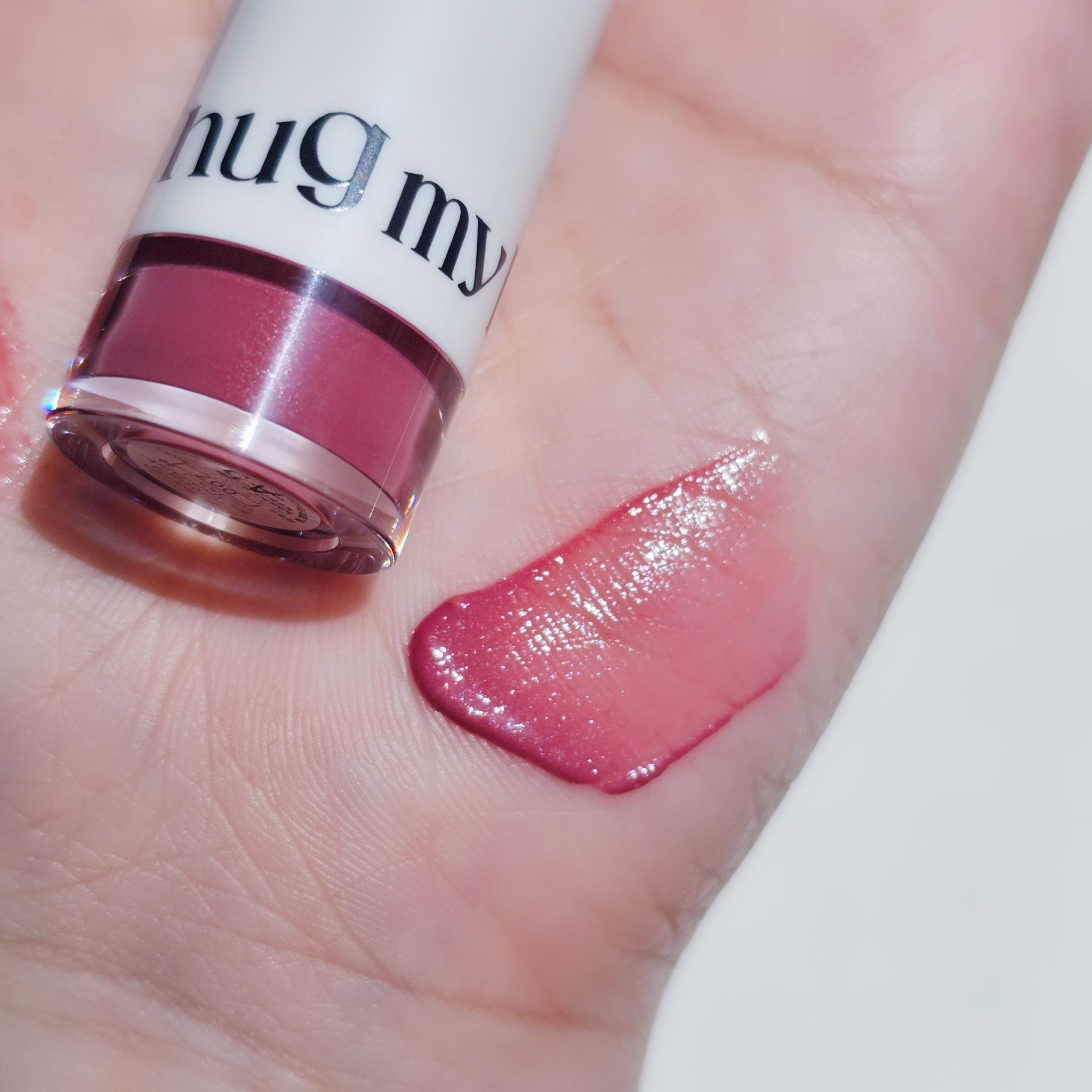 アップトゥーミー　ハグマイリップ　カラーロックプランパー/up2me/リッププランパーを使ったクチコミ（3枚目）