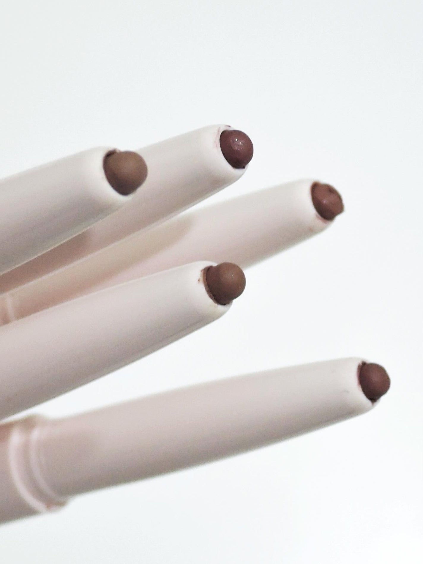 カラープレイデュアルライナー/2aN/スティックアイシャドウを使ったクチコミ(5枚目)