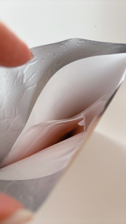 レッドコラーゲンハイドロゲルマスク/avajar/シートマスク・パックを使ったクチコミ(2枚目)