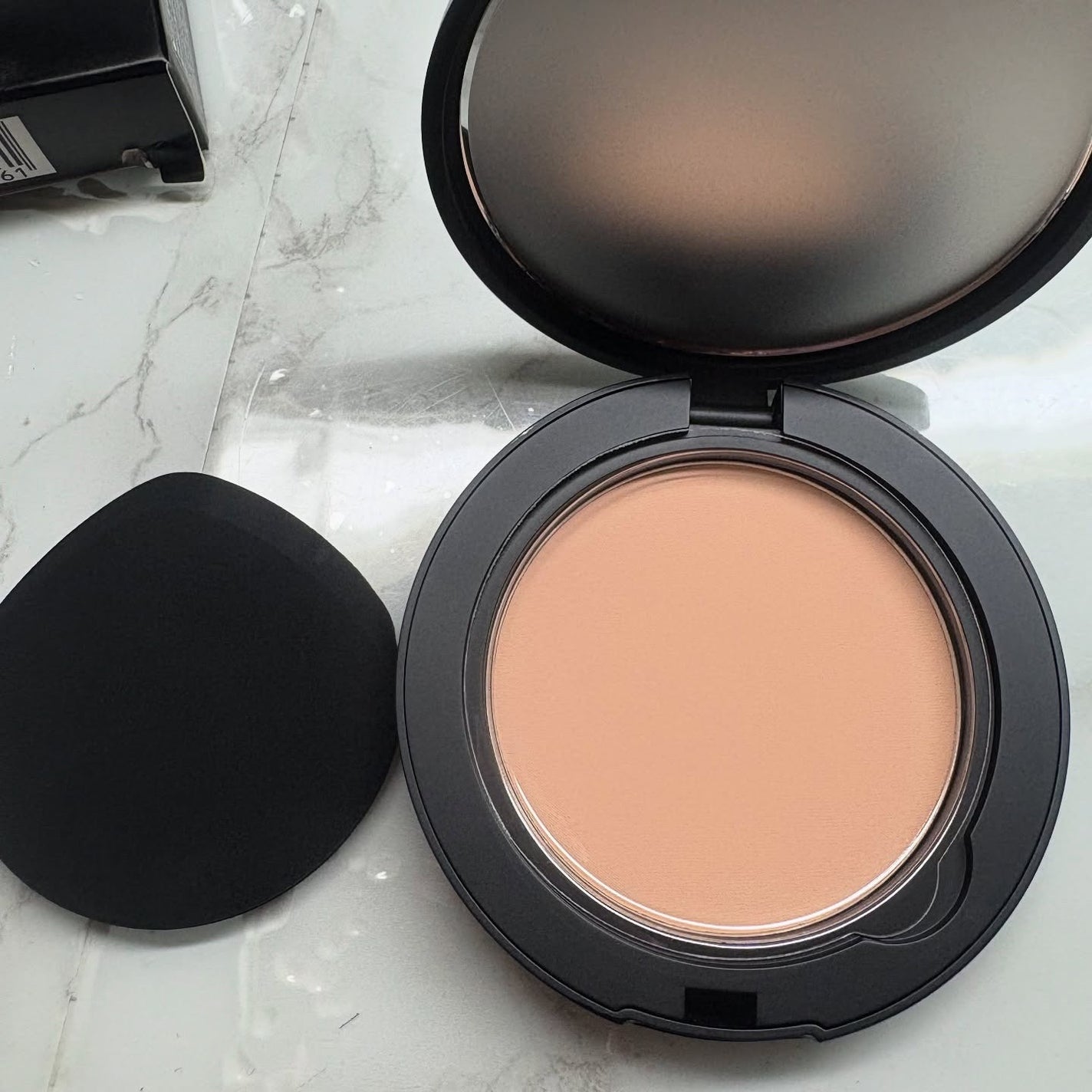 レブロン カラーステイ ロングウェア UV プレスト パウダー/REVLON/プレストパウダーを使ったクチコミ(3枚目)