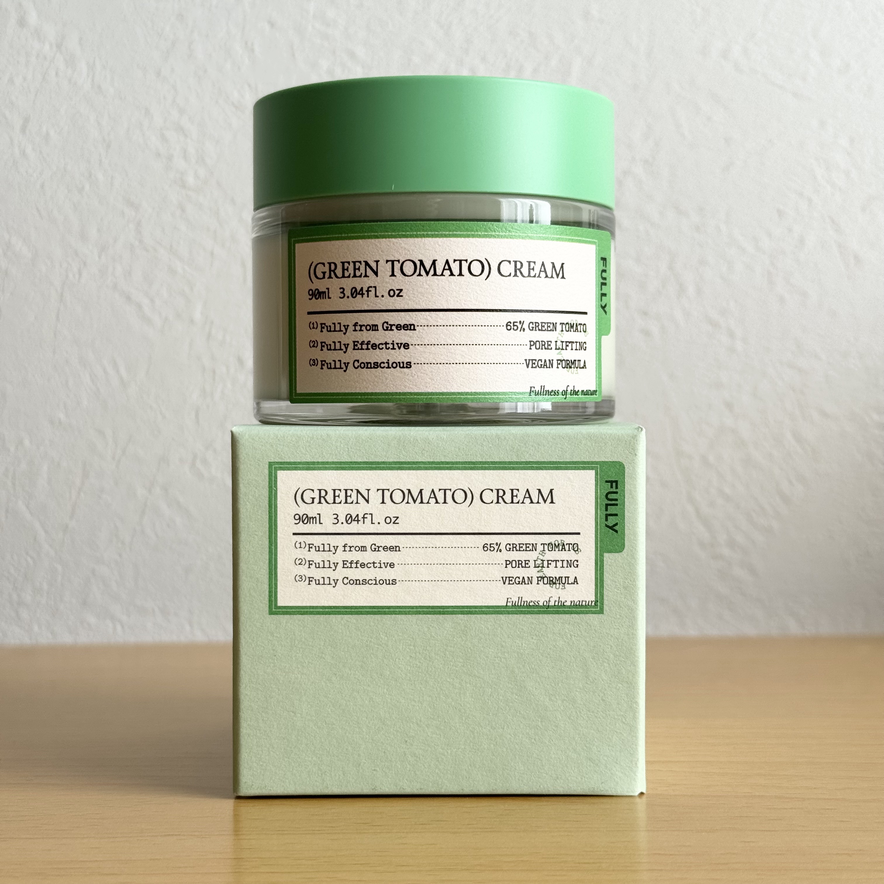 ┈┈┈┈┈┈┈┈┈┈

FULLY

グリーントマトクリーム

┈┈┈┈┈┈┈┈┈┈

みずみずしいなめらかなテクスチャーで伸び・肌なじみが良くベタつき感のない軽めのつけ心地が良かったです◎

是非チェックしてみてください✔

*使用感など