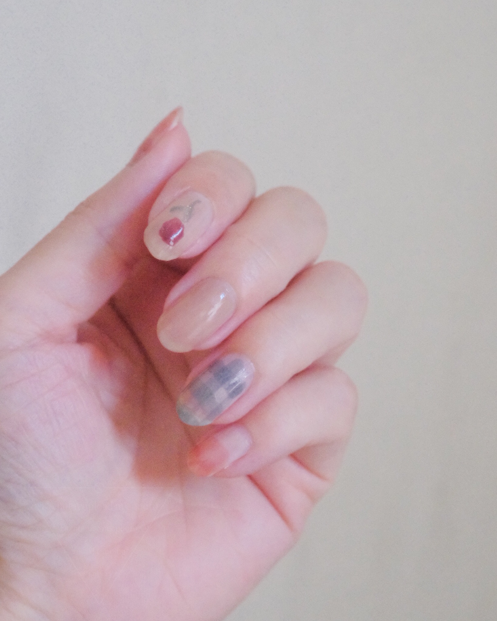 ミニネイル/パラドゥ/マニキュアを使ったクチコミ（1枚目）