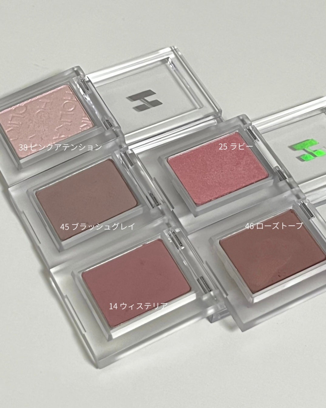 マイフェイブピースアイシャドウ/HOLIKA HOLIKA/単色アイシャドウを使ったクチコミ(2枚目)