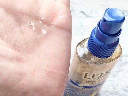 ラックス スーパーリッチシャイン リラックスナイトケア まとまりヘアオイル/LUX/ヘアオイルを使ったクチコミ(3枚目)