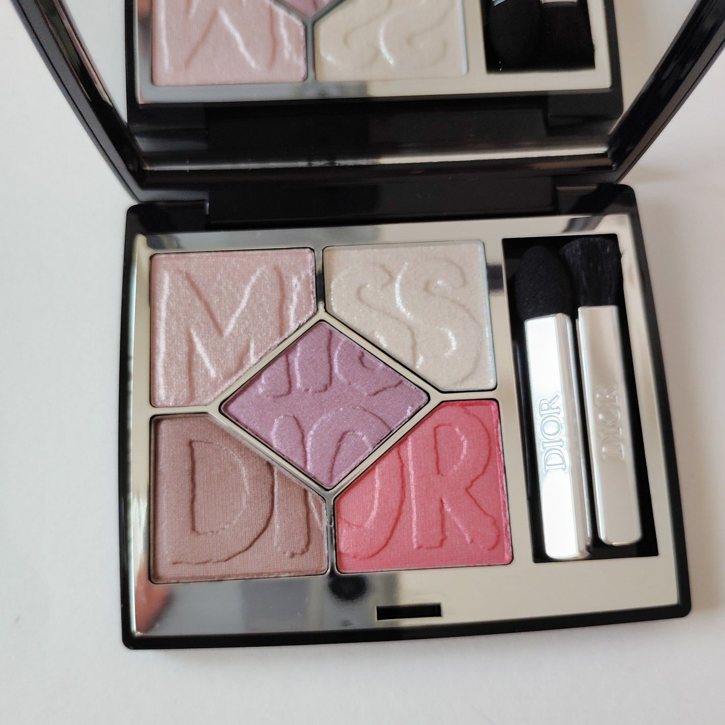 ディオールショウ サンク クルール/Dior/アイシャドウを使ったクチコミ(1枚目)