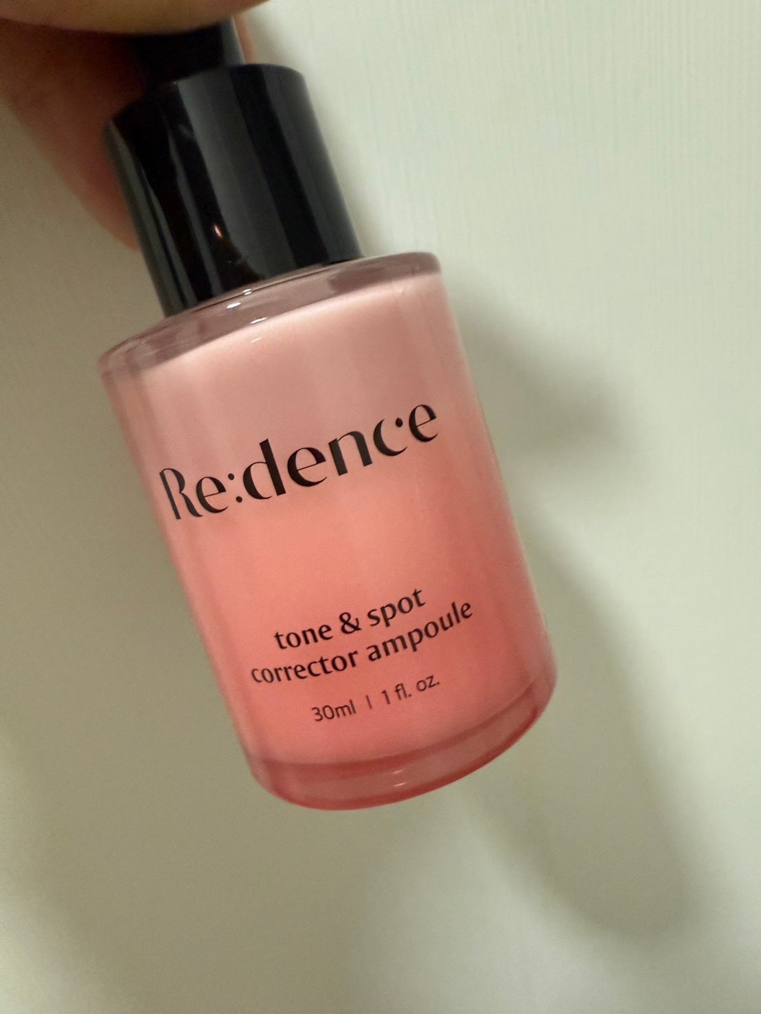 ゆり on LIPS 「リデンスチェリートーン&スポットコレクターアンプルを購入!!チ..」(1枚目)