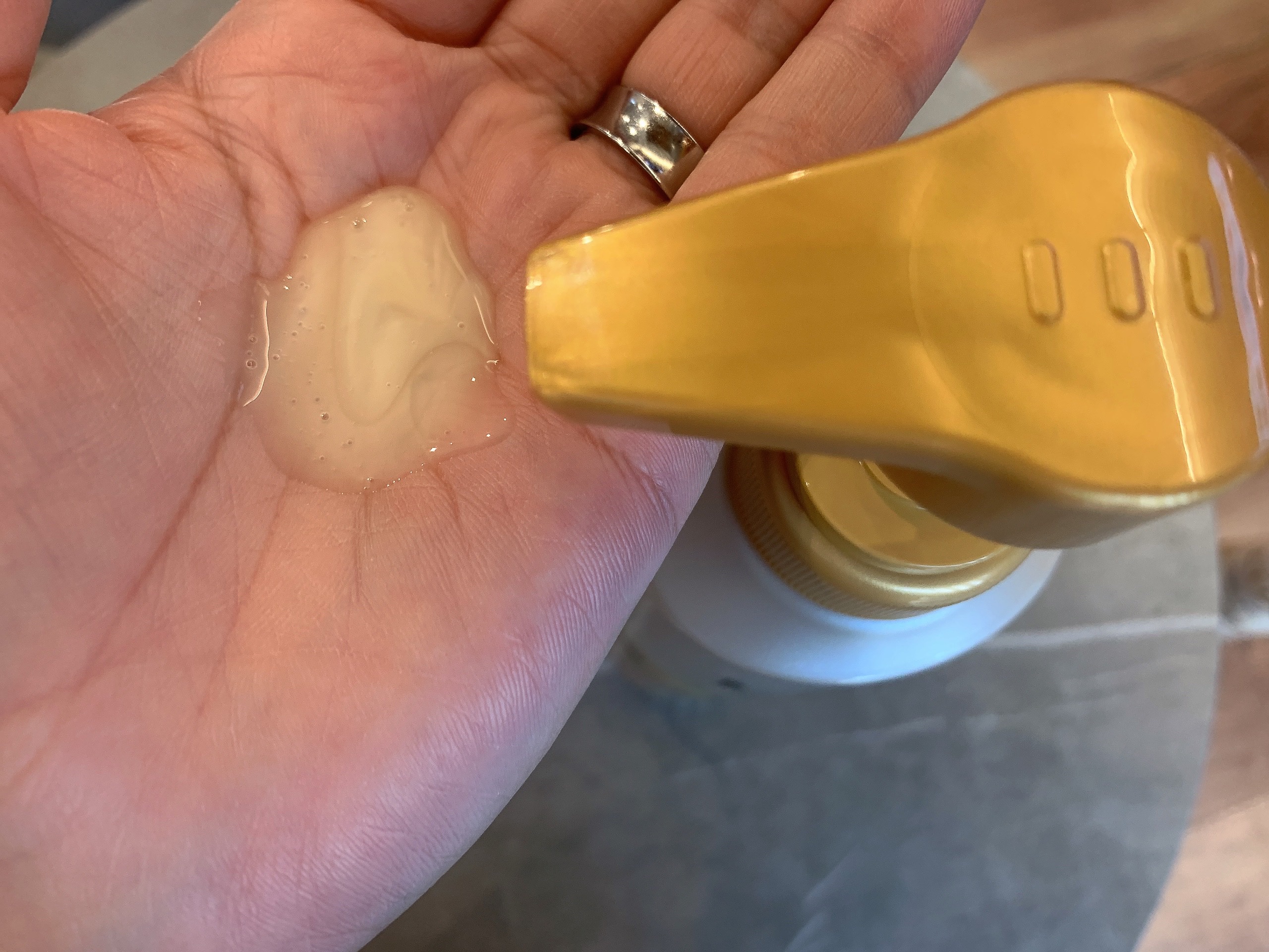 スーパーリッチシャイン ダメージリペア 補修シャンプー / 補修コンディショナー/LUX/市販シャンプーを使ったクチコミ（2枚目）