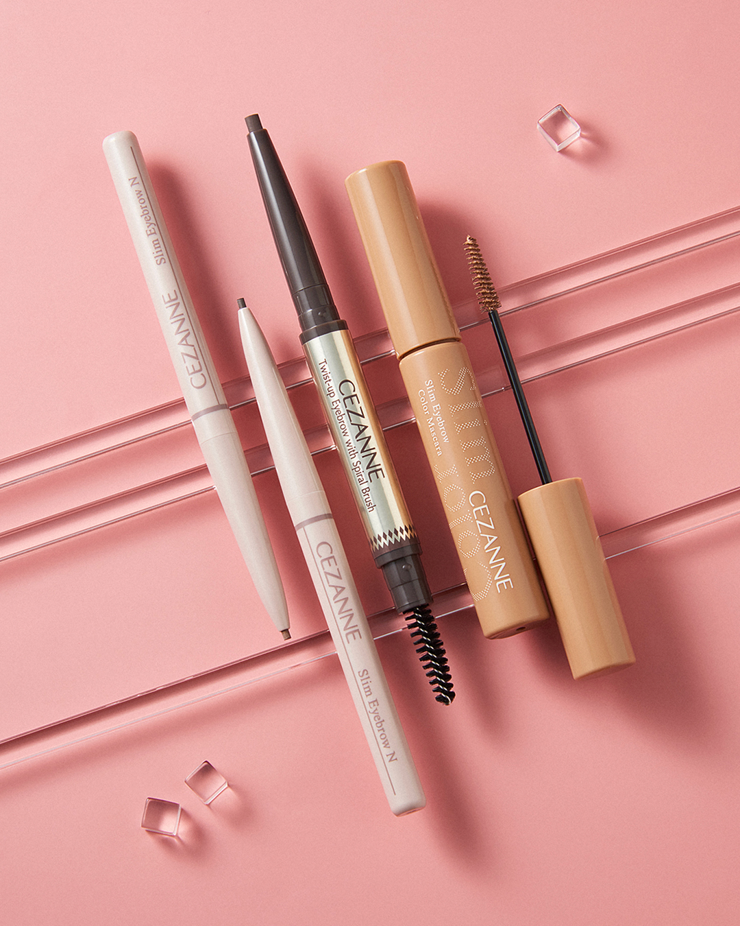 ＼この秋のセザンヌ新アイブロウ📣／
画像左からご紹介させていただきます！

🪄美発色＆柔らか質感
1.5mm芯の「細芯アイブロウN」に新色2色が登場✨
セザンヌ　細芯アイブロウN　￥462(税込)
　01 ライトブラウン：明るい自然な茶