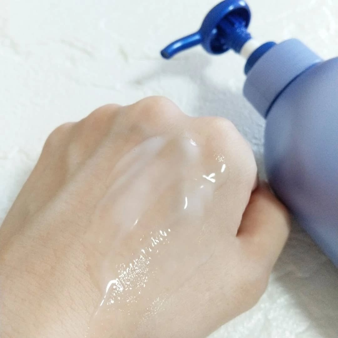 【医薬部外品】ニベア ルーセントビューティ シルクブライトニング ブライトニング美容液ボディミルク/ニベア/ボディミルクを使ったクチコミ(3枚目)