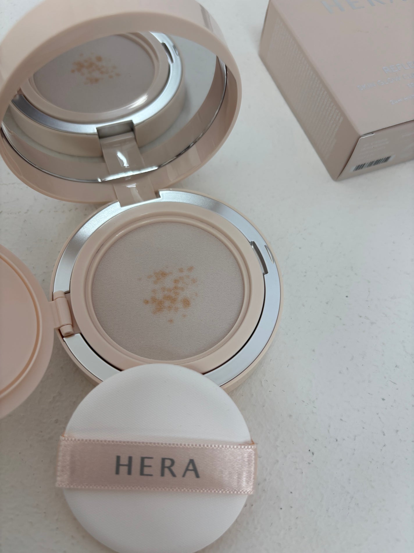 リフレクション スキン グロウ クッション ファンデーション/HERA/クッションファンデーションを使ったクチコミ(5枚目)