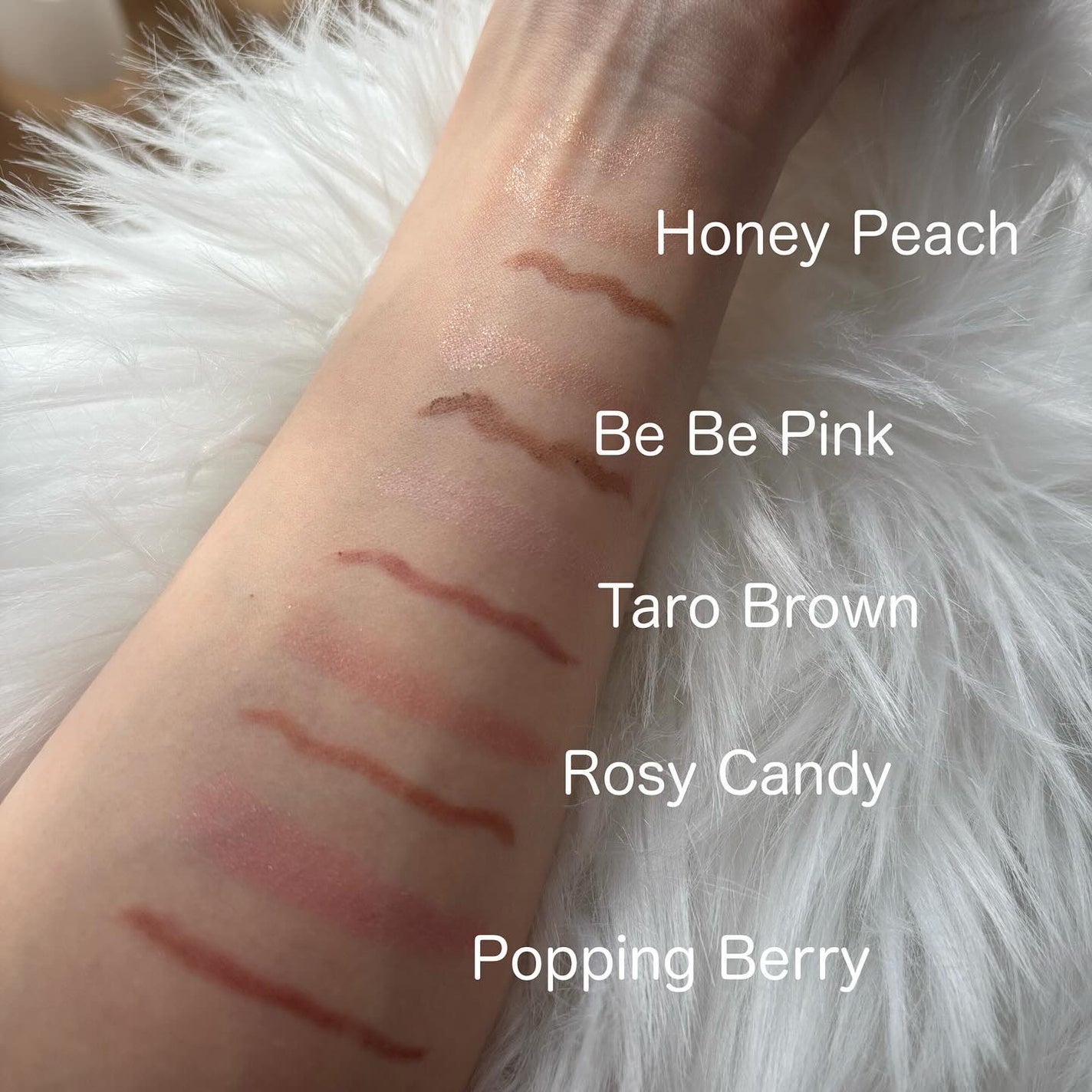 カラープレイデュアルライナー/2aN/スティックアイシャドウを使ったクチコミ(2枚目)