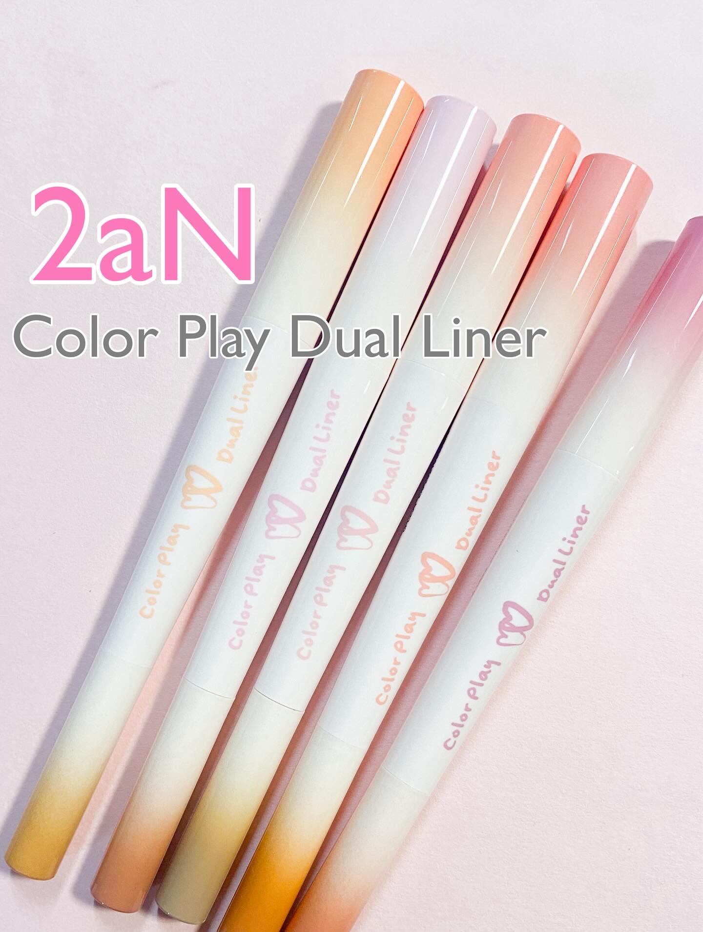 カラープレイデュアルライナー/2aN/スティックアイシャドウを使ったクチコミ（1枚目）