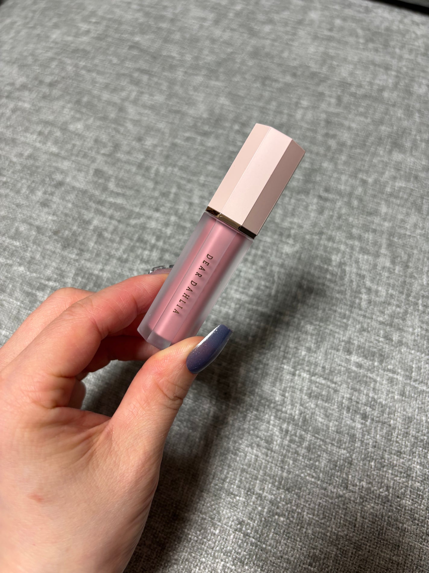 つや子 on LIPS 「ディアダリアさまからいただきました♡チーク1位には理由がある…..」(1枚目)