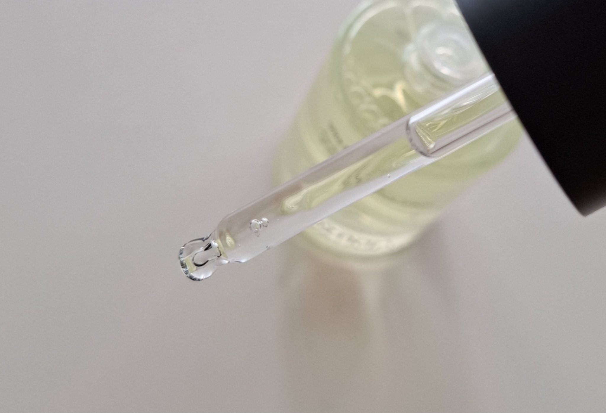 ビタ3セラム/オーズナリー/美容液を使ったクチコミ（2枚目）