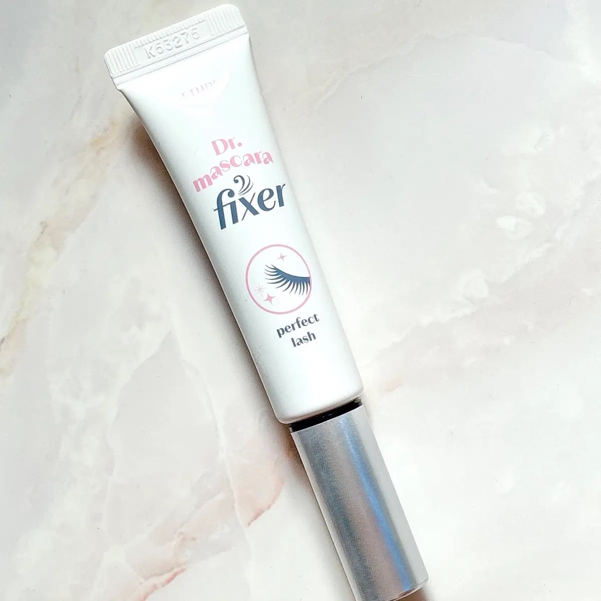 ETUDE マスカラフィクサー パーフェクトラッシュのクチコミ「エチュードのマスカラフィクサー、普段のマスカラ塗る前にマスカラ下地として使ったらボリュームも出.....」（1枚目）