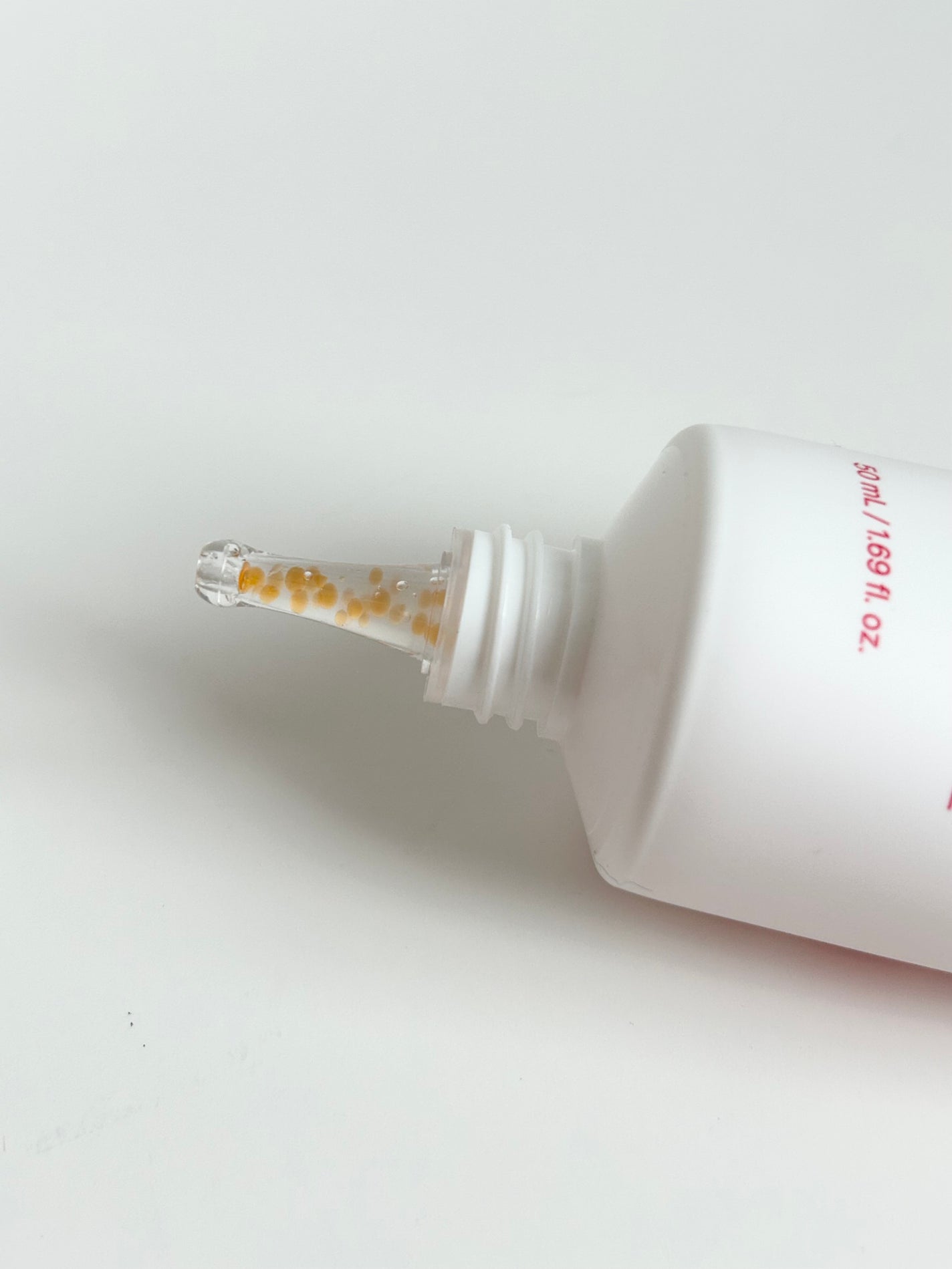 Koko on LIPS 「クリームはしっとり保湿してくれる中顔面のたるみや乾燥が気になる..」(2枚目)