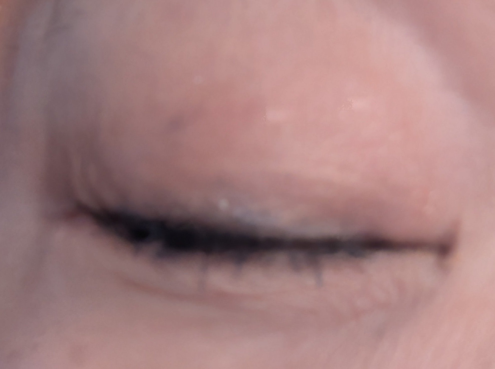 シルキーリキッドアイライナーWP/D-UP/リキッドアイライナーを使ったクチコミ（3枚目）