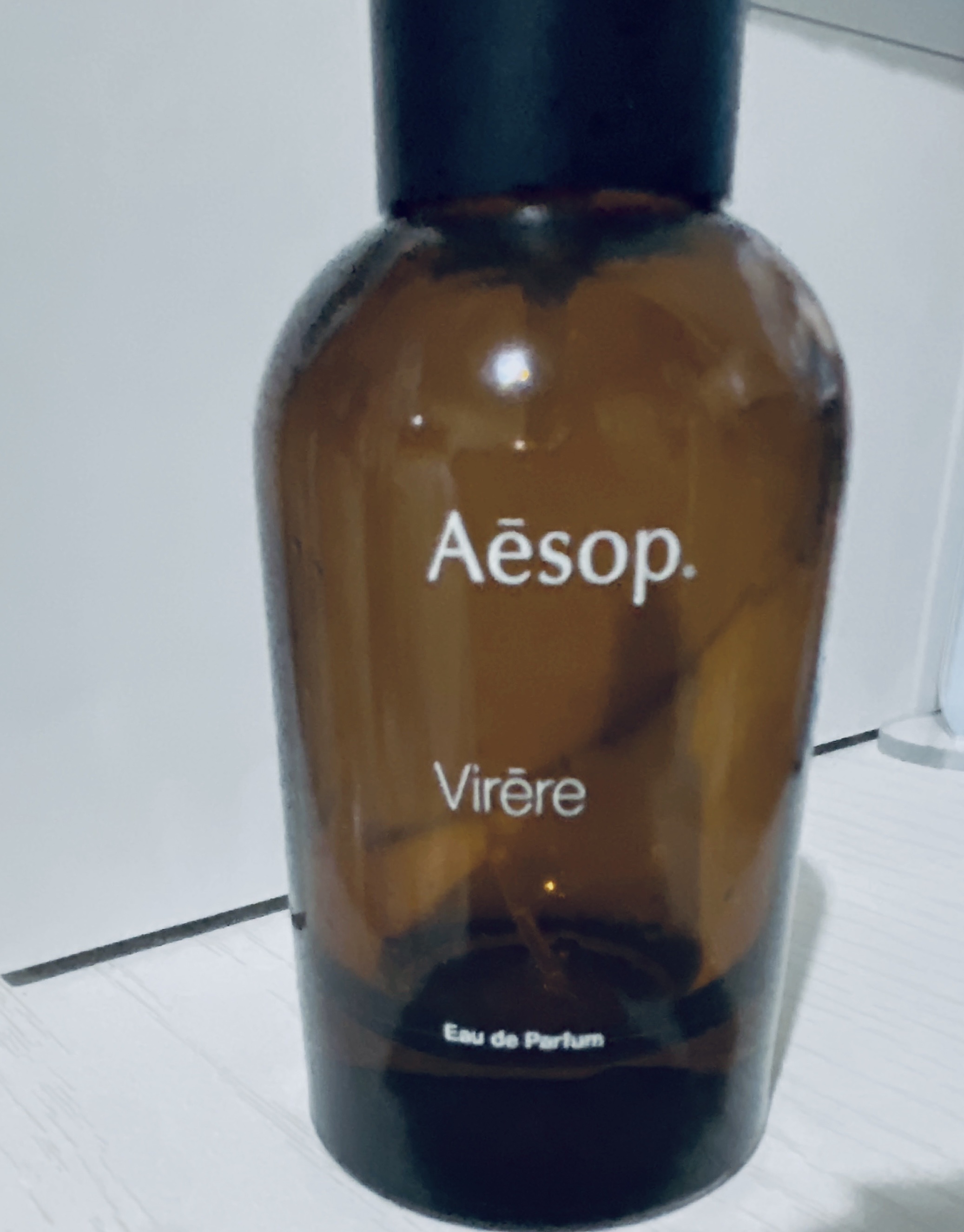 試してみた】Aesop ヴィレーレ オードパルファムのリアルな