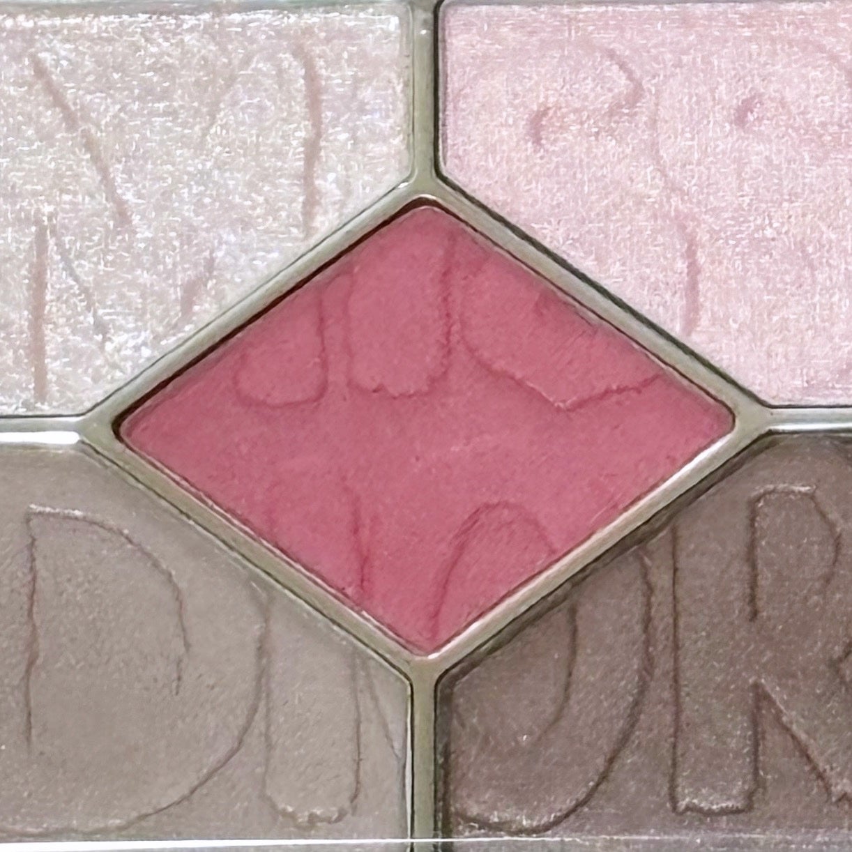 ディオールショウ サンク クルール(ミス ディオール コレクション 限定品)/Dior/アイシャドウを使ったクチコミ(2枚目)