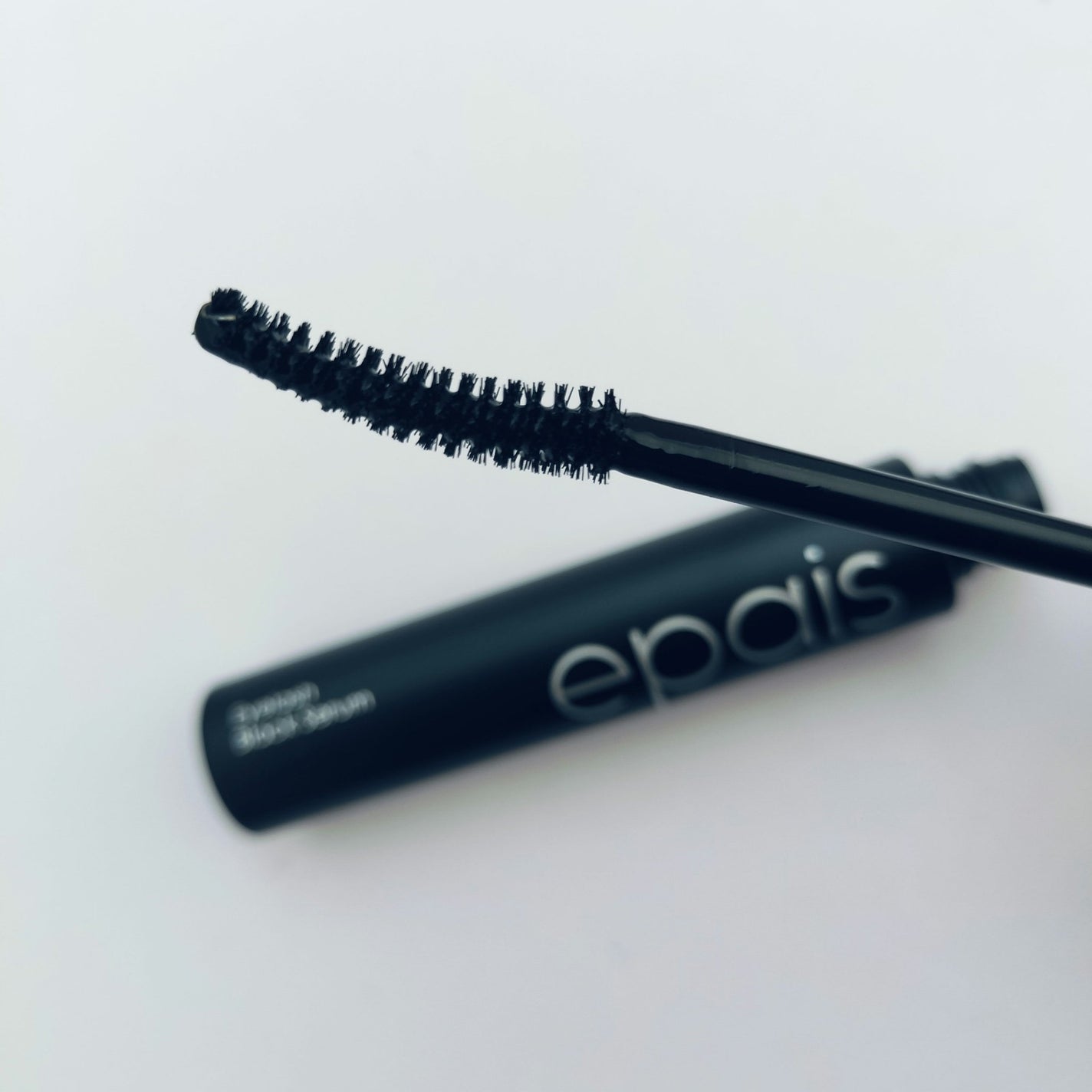 アイラッシュエッセンシャルセラム/epais/まつげ美容液を使ったクチコミ(5枚目)