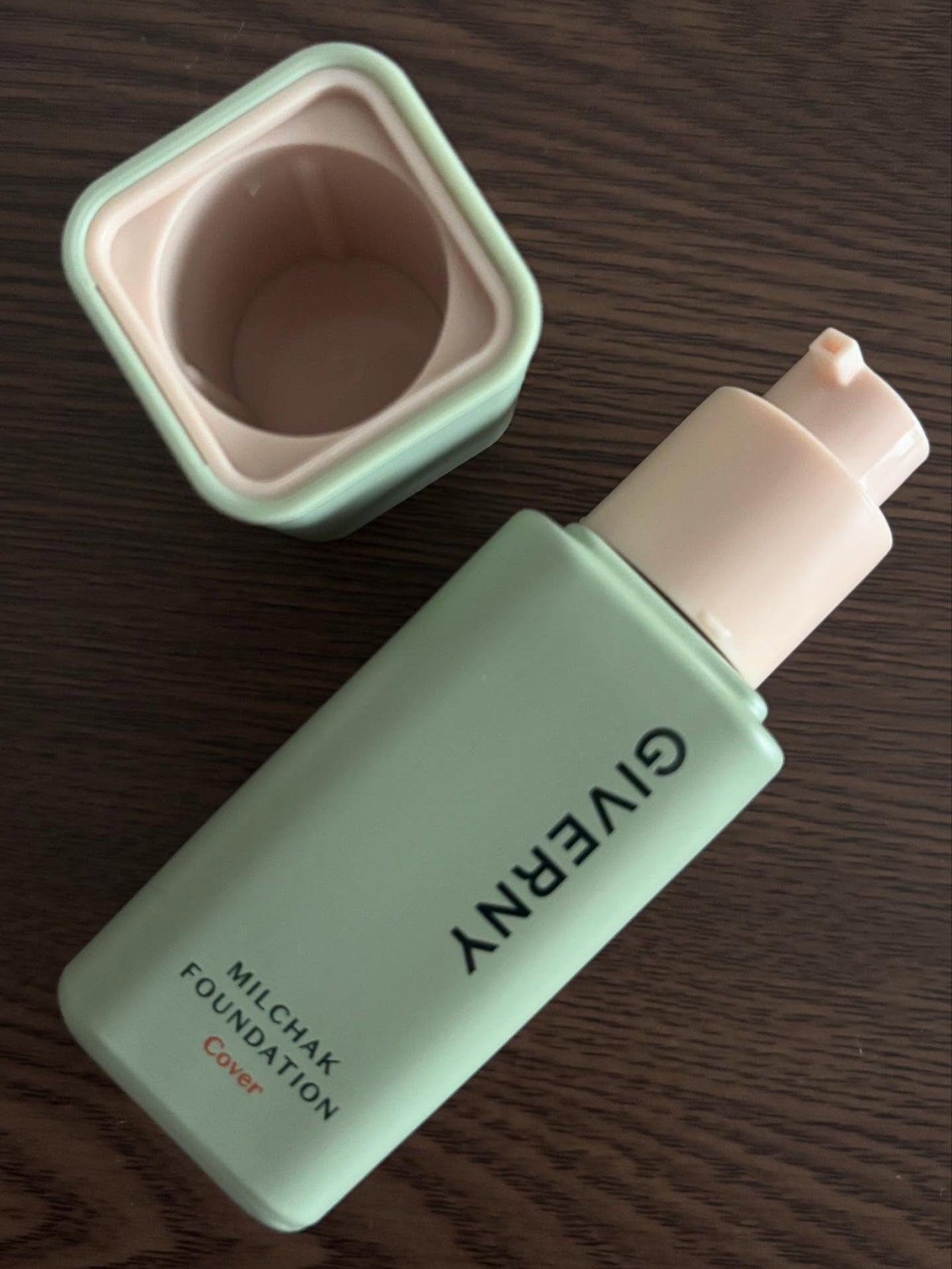 ジヴェルニー 密着カバーファンデーション/GIVERNY/リキッドファンデーションを使ったクチコミ(6枚目)