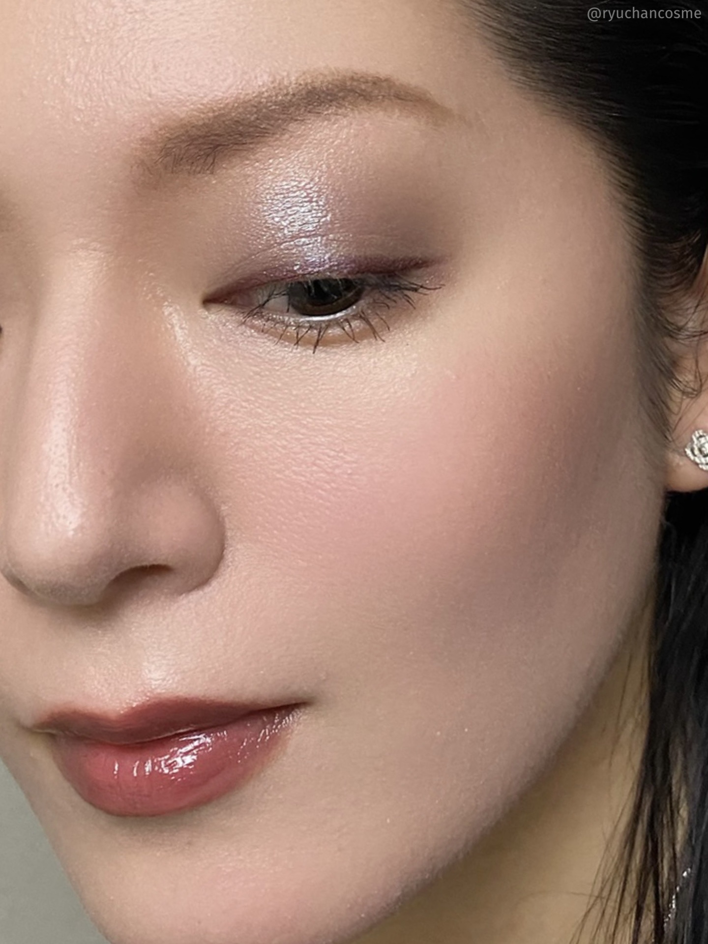 エクストラ カラー シャイン 672 ヌードローズ/BOBBI BROWN/口紅を使ったクチコミ（3枚目）