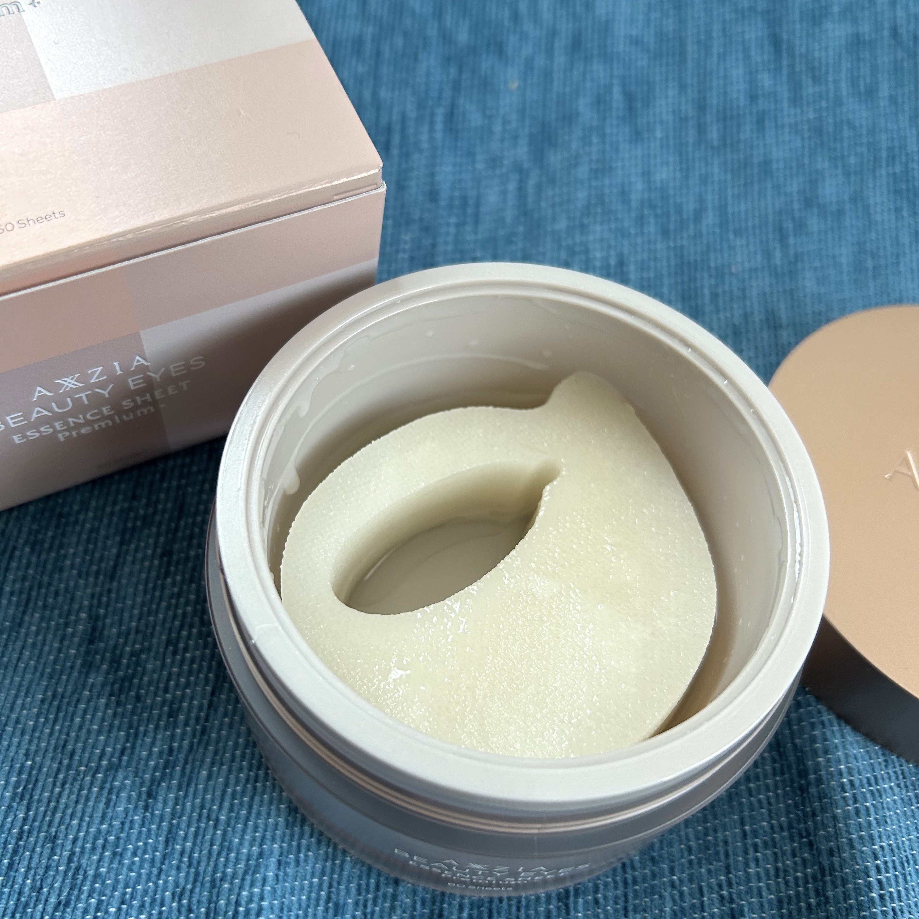 ビューティーアイズ エッセンスシート プレミアム プラス/AXXZIA/アイケア・アイクリームを使ったクチコミ（2枚目）