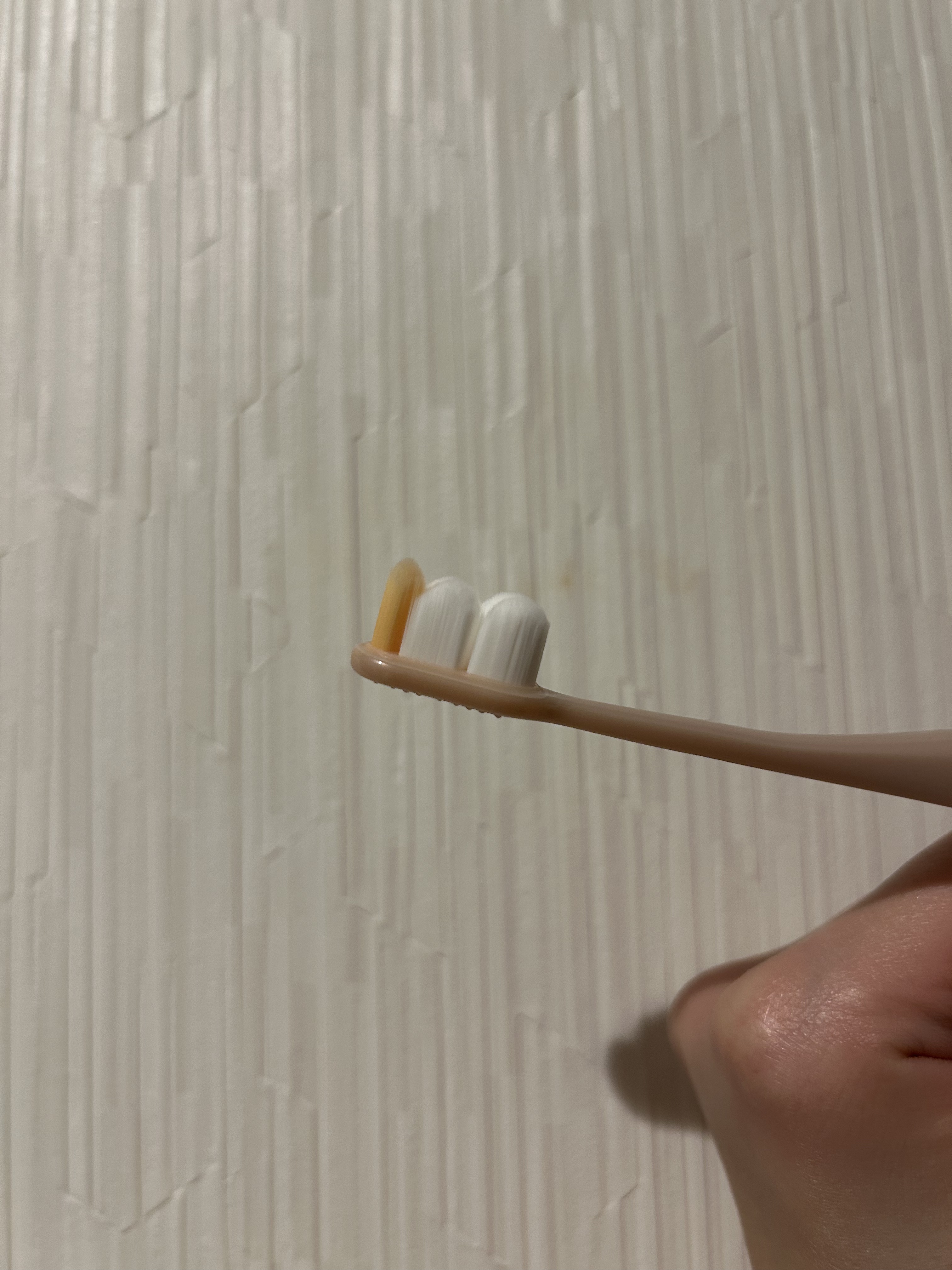 アクアオーラ プラチナ 歯ブラシ 約10倍の毛量/aquaOra/歯ブラシを使ったクチコミ（3枚目）