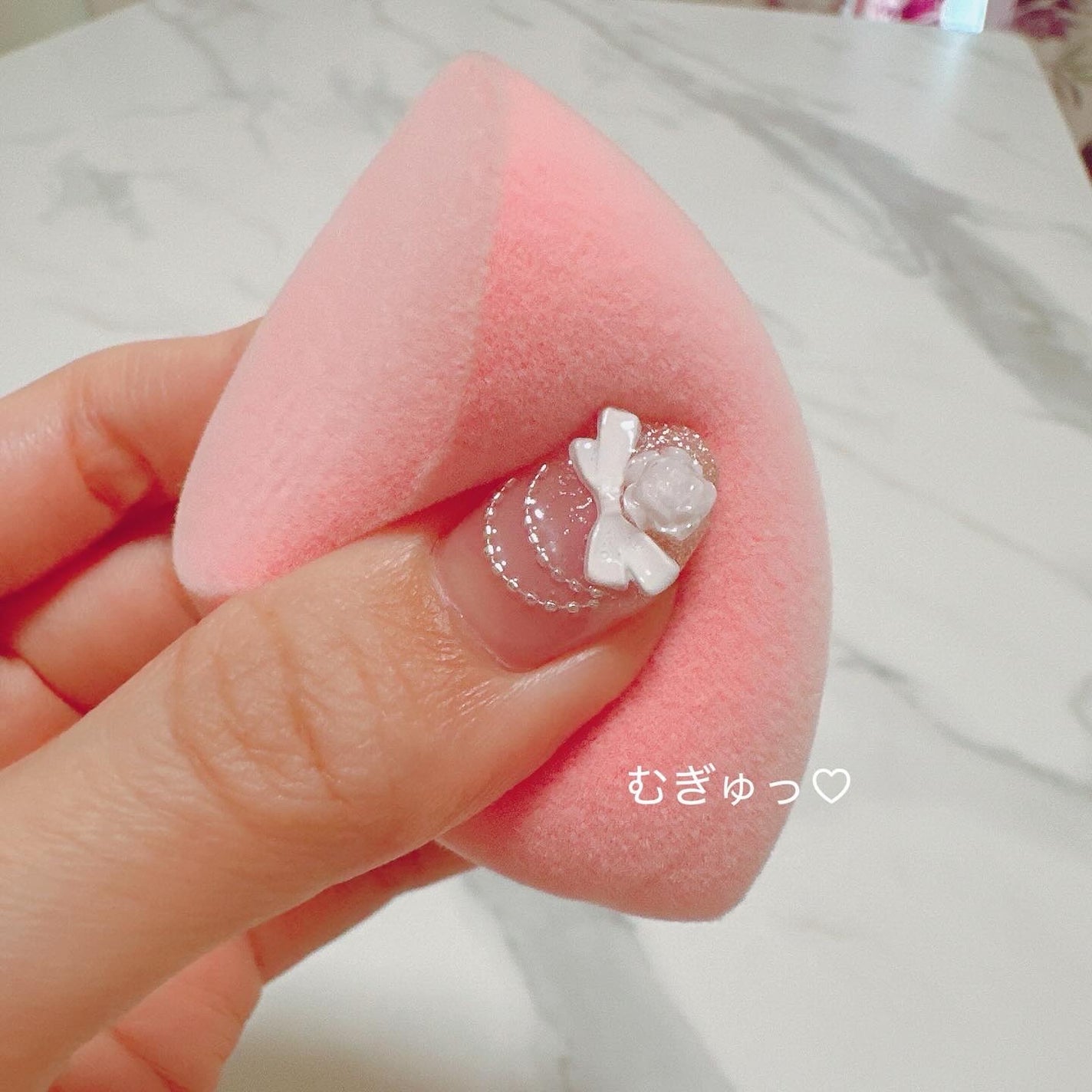 i.am.naochan on LIPS 「全世界で2秒に1個売れている大人気スポンジ❣3wayで使用可能..」(2枚目)