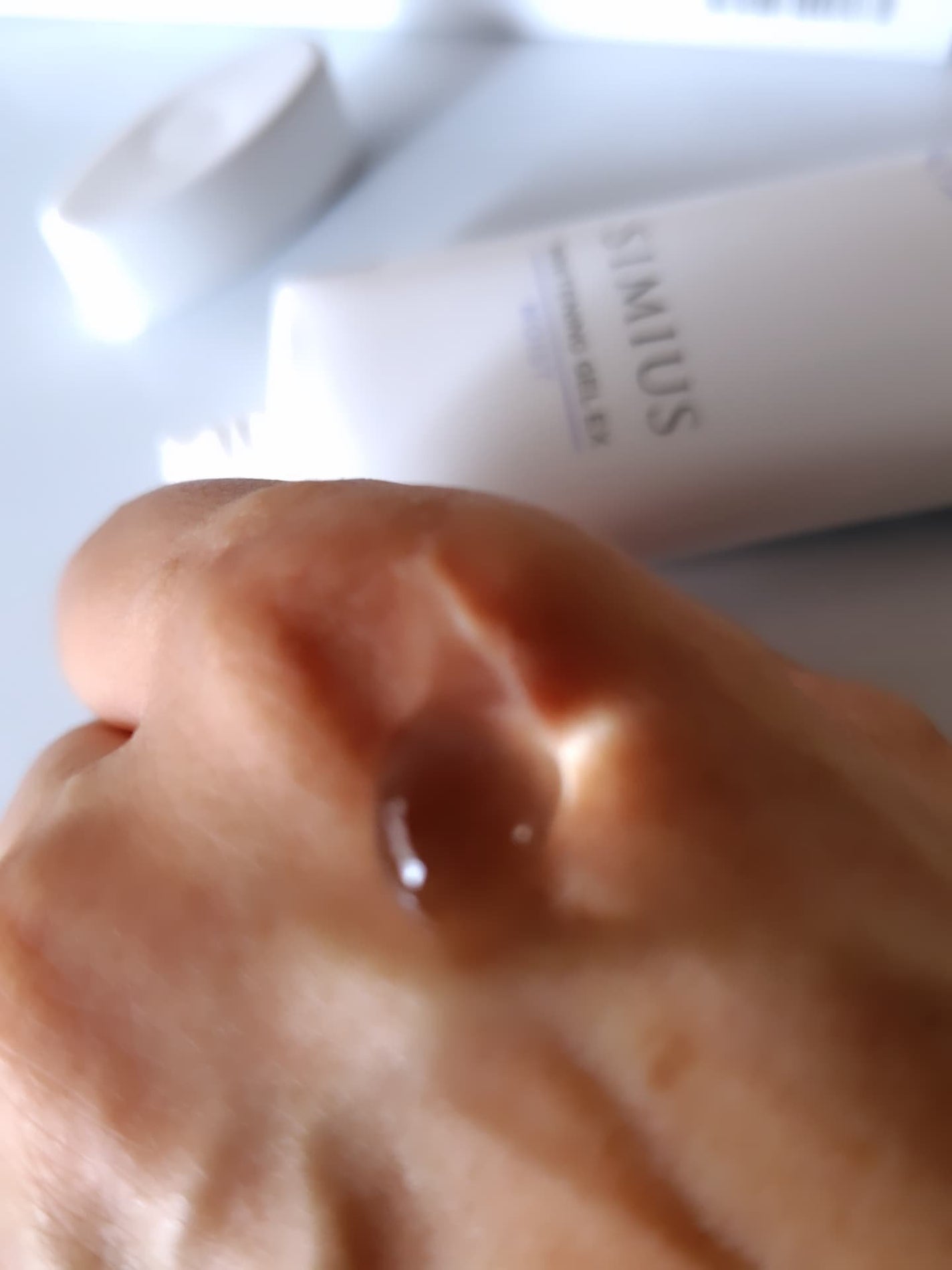 ひろちゃん on LIPS 「SIMIUS薬用ホワイトニングジェルEXモイストスリムタイプ@..」(3枚目)