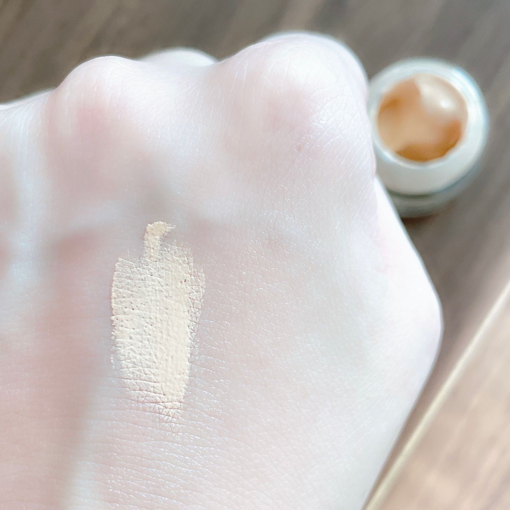 カネボウ ライブリースキン ウェアⅡ/KANEBO/リキッドファンデーションを使ったクチコミ（3枚目）