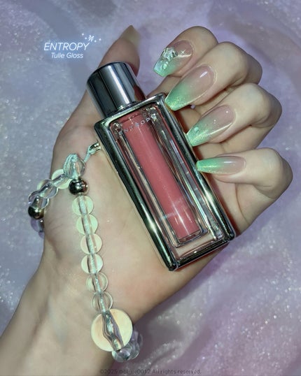 チュールグロス/ENTROPY/リップグロスを使ったクチコミ(5枚目)