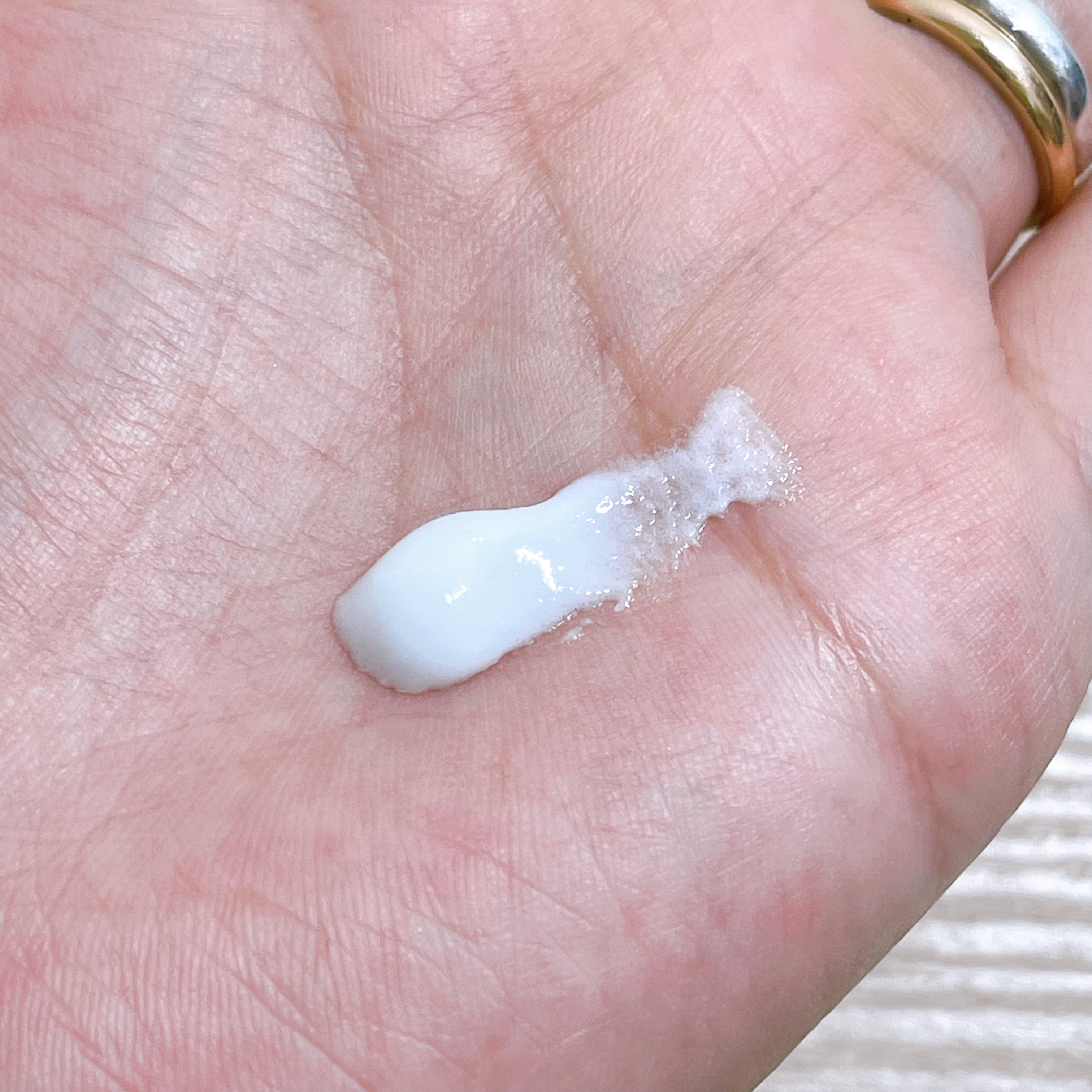 ピュオーラ 炭酸ハミガキ【医薬部外品】/ピュオーラ/歯磨き粉を使ったクチコミ（2枚目）