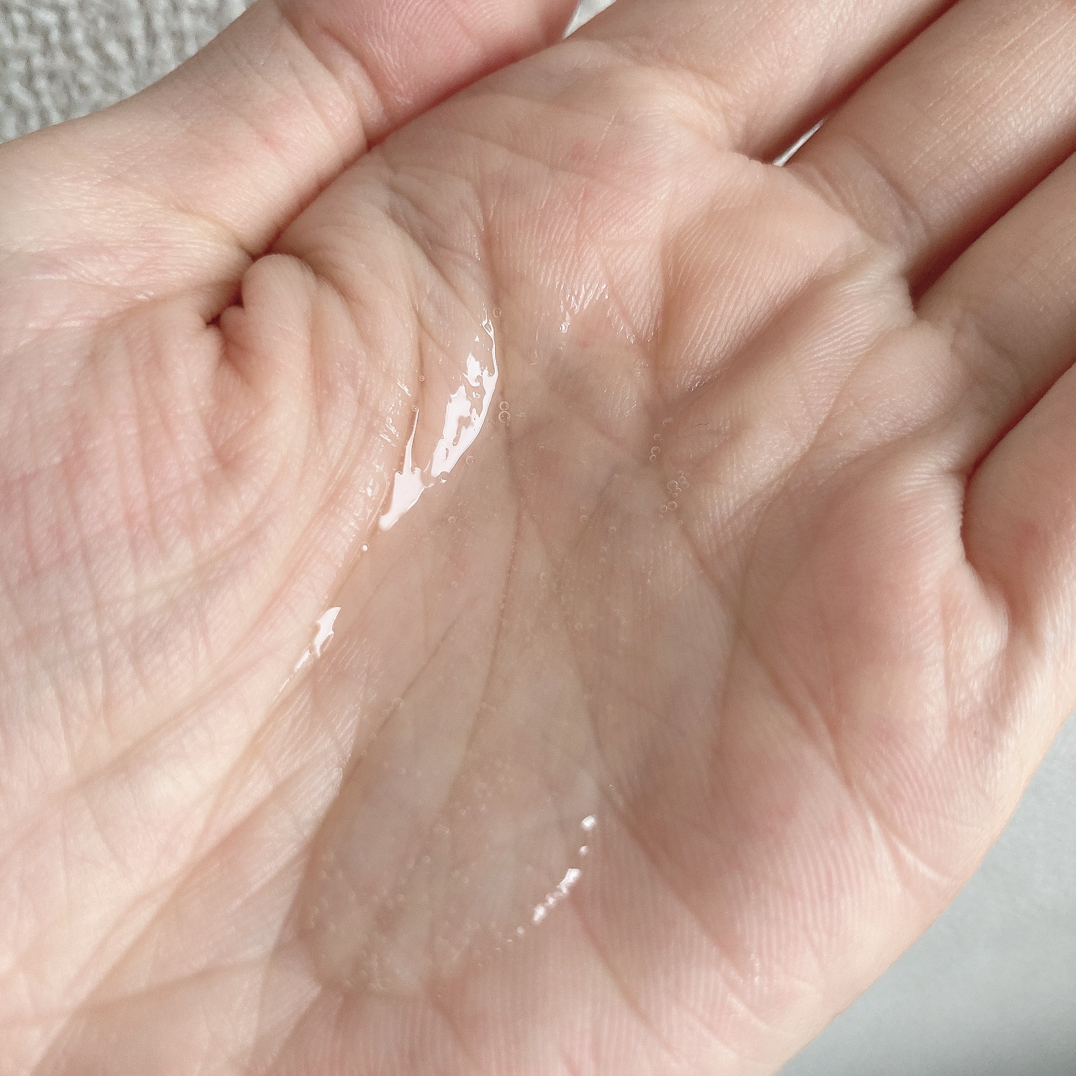 エッセンシャル プレミアム うるりキラリオイル/エッセンシャル/ヘアオイルを使ったクチコミ（2枚目）