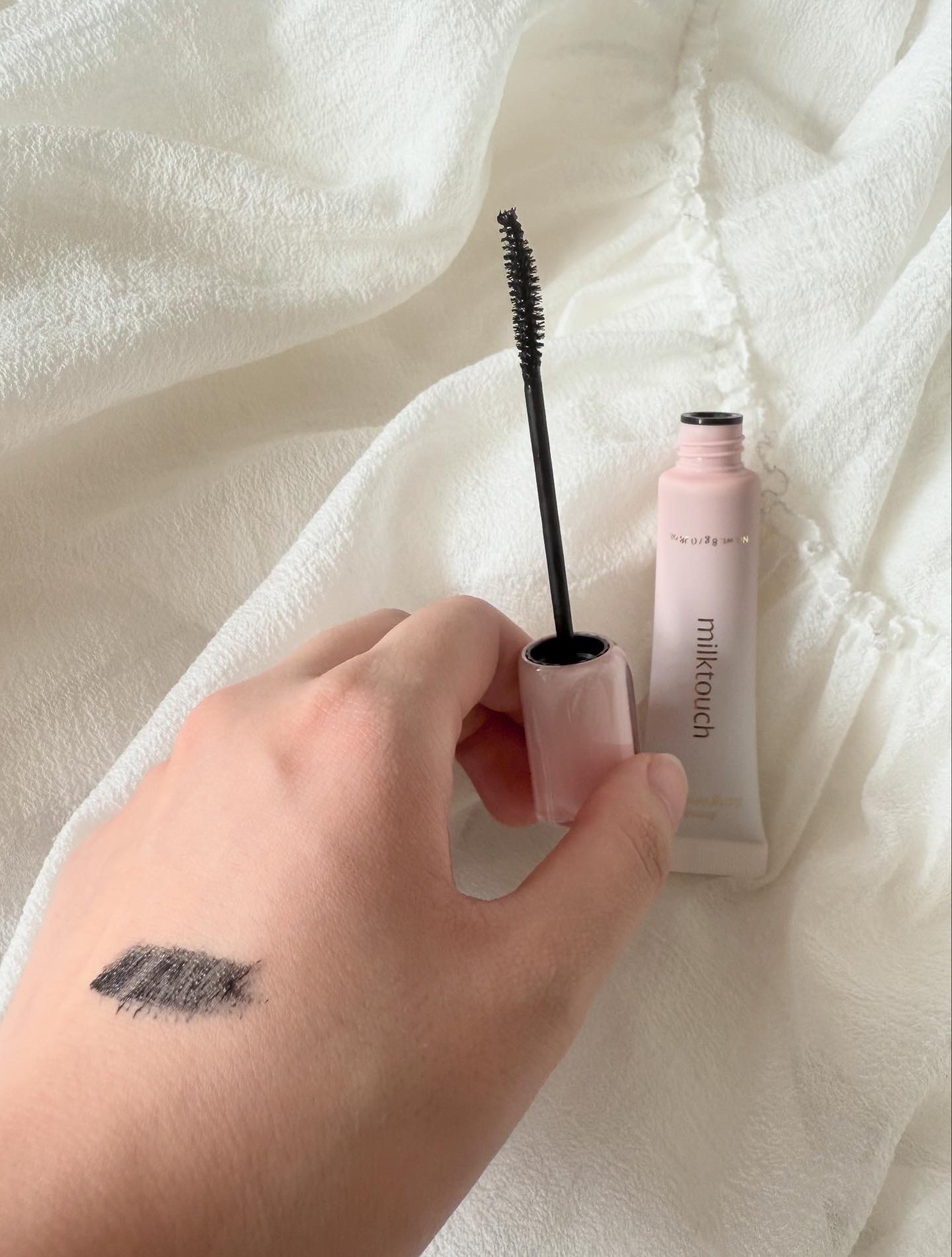 アイコニックロングマスカラ/Milk Touch/マスカラを使ったクチコミ（2枚目）