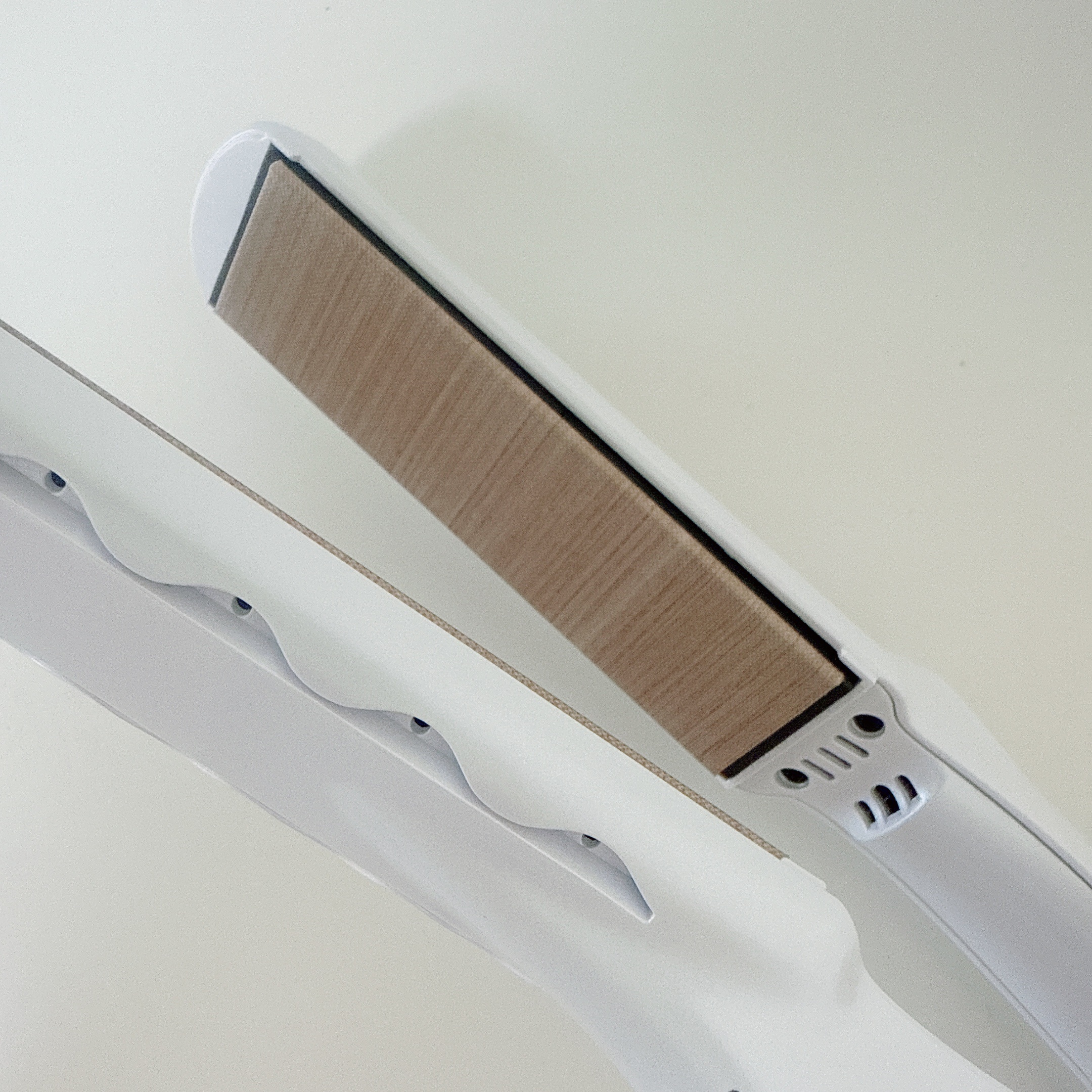 絹女～KINUJO～ストレートアイロン/KINUJO/ストレートアイロンを使ったクチコミ（2枚目）