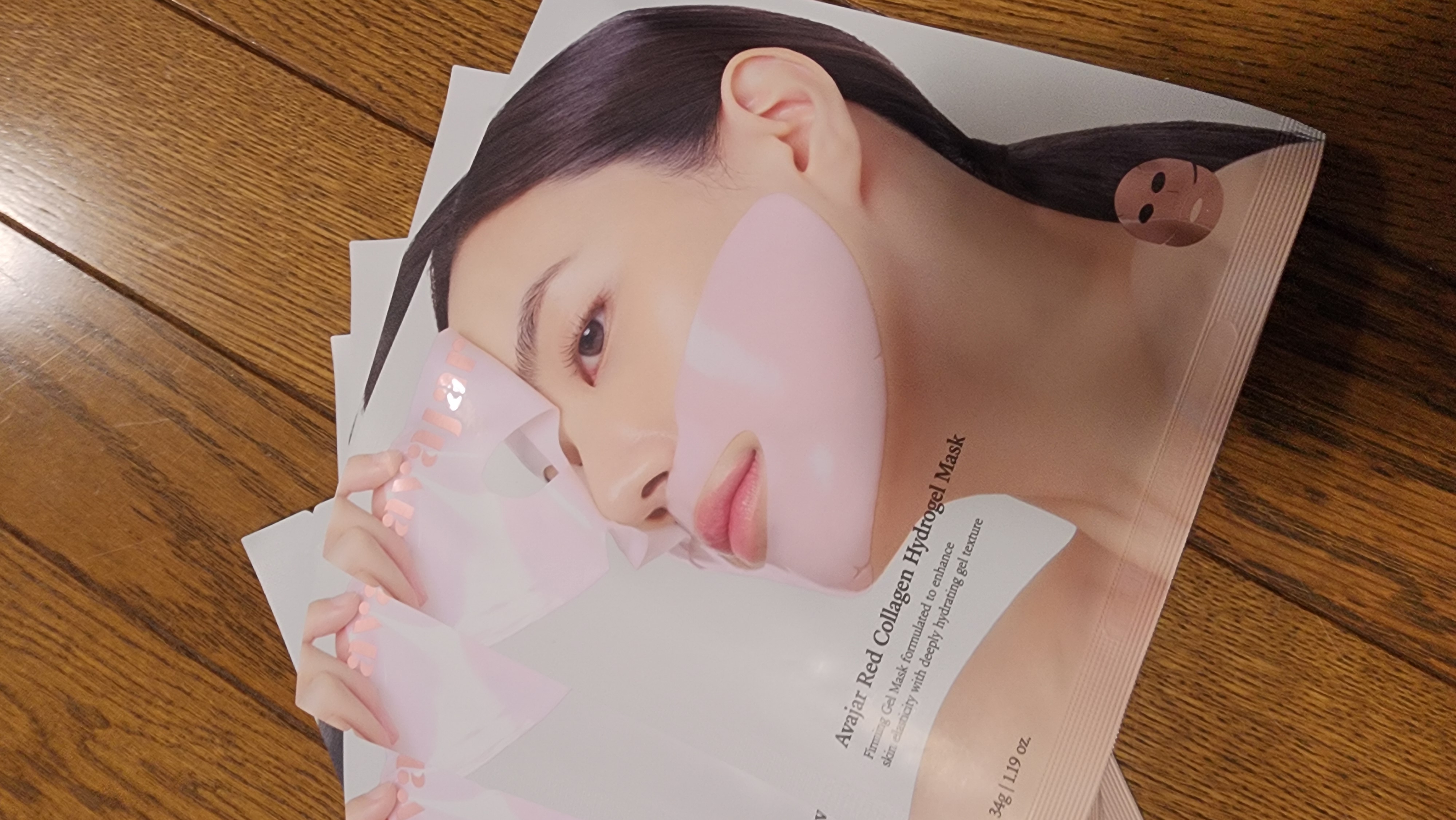 レッドコラーゲンハイドロゲルマスク/avajar/シートマスク・パックを使ったクチコミ（2枚目）