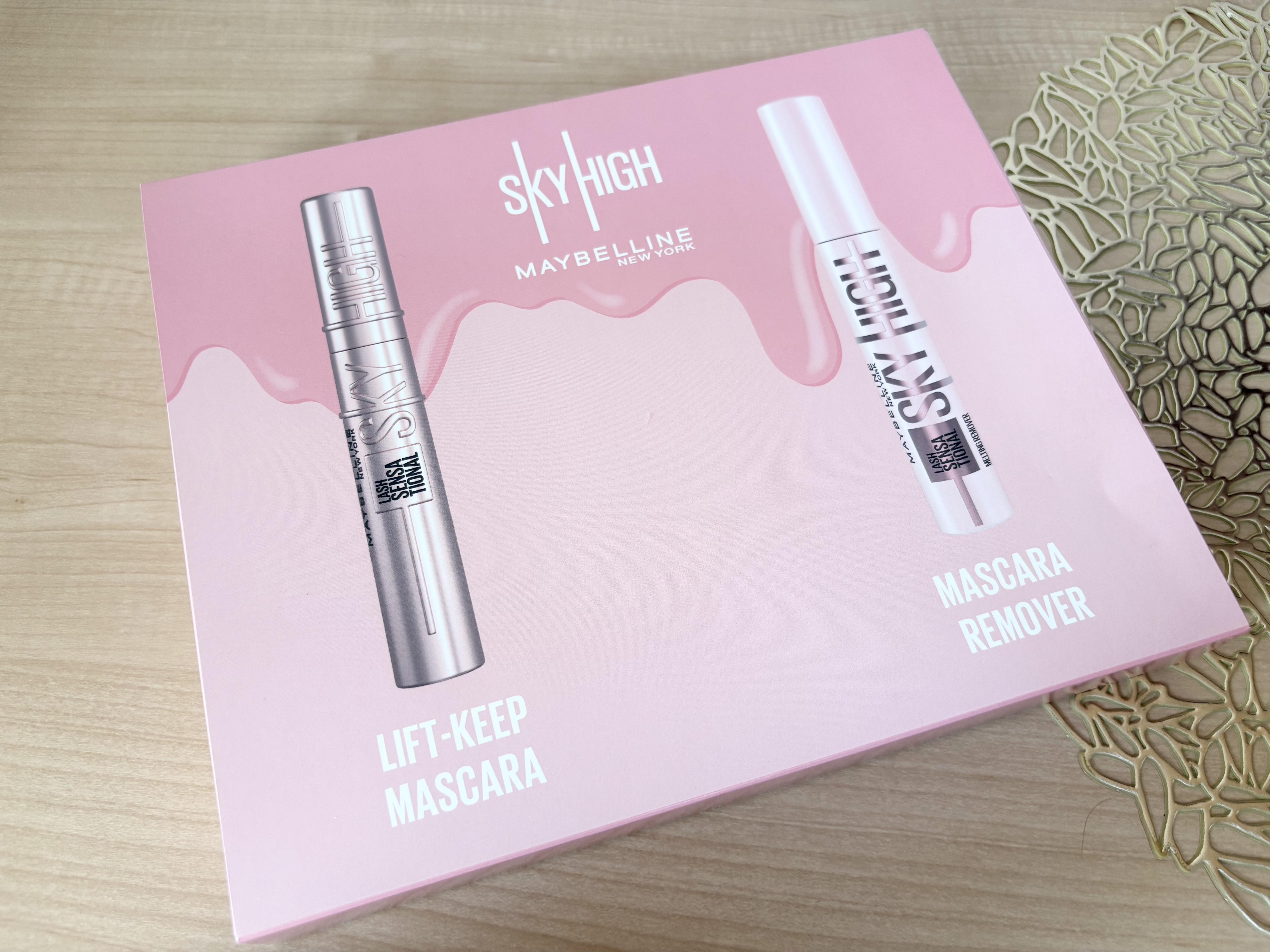 スカイハイ リムーバー/MAYBELLINE NEW YORK/ポイントメイクリムーバーを使ったクチコミ（2枚目）