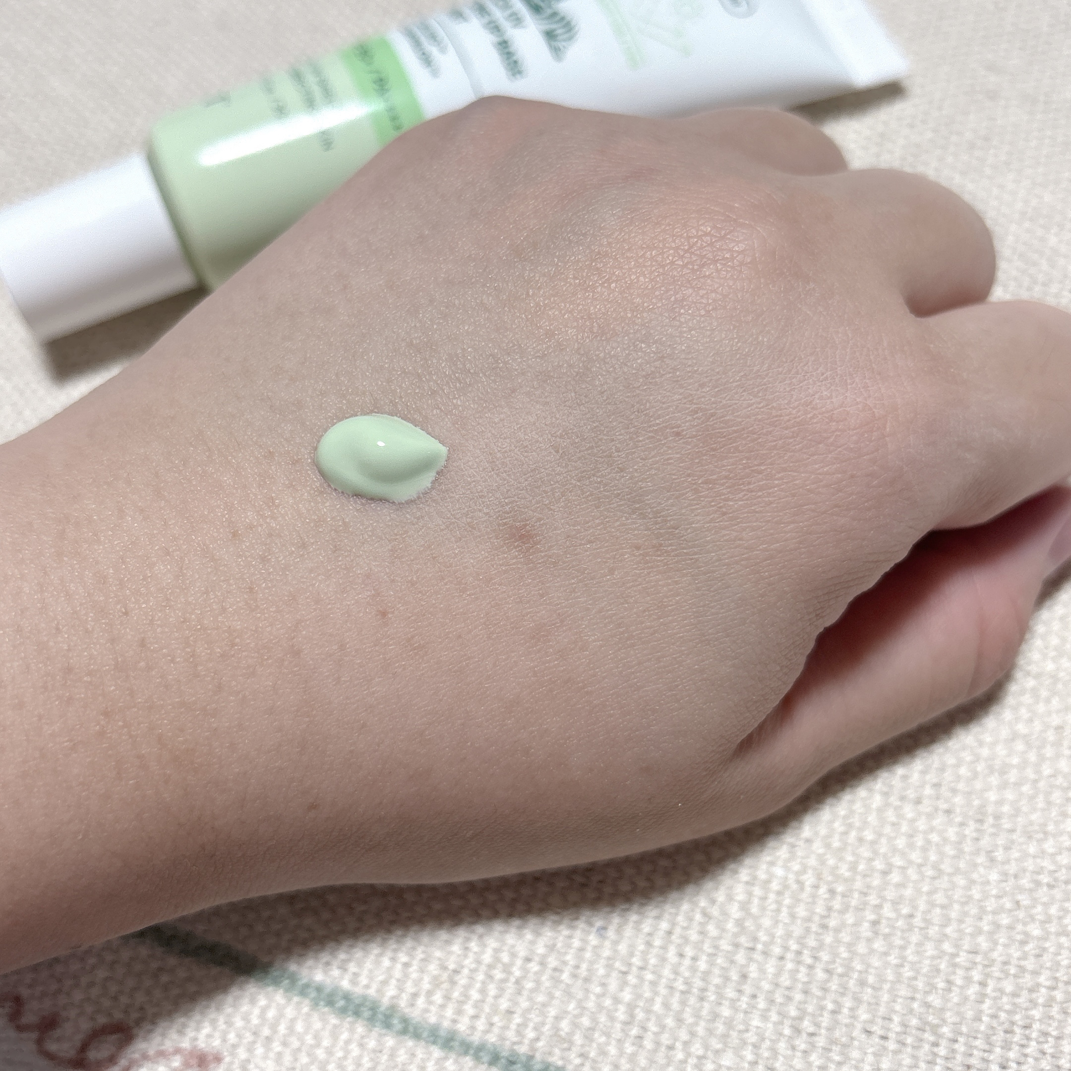 CICA UVトーンアップベース/VT/化粧下地を使ったクチコミ（3枚目）