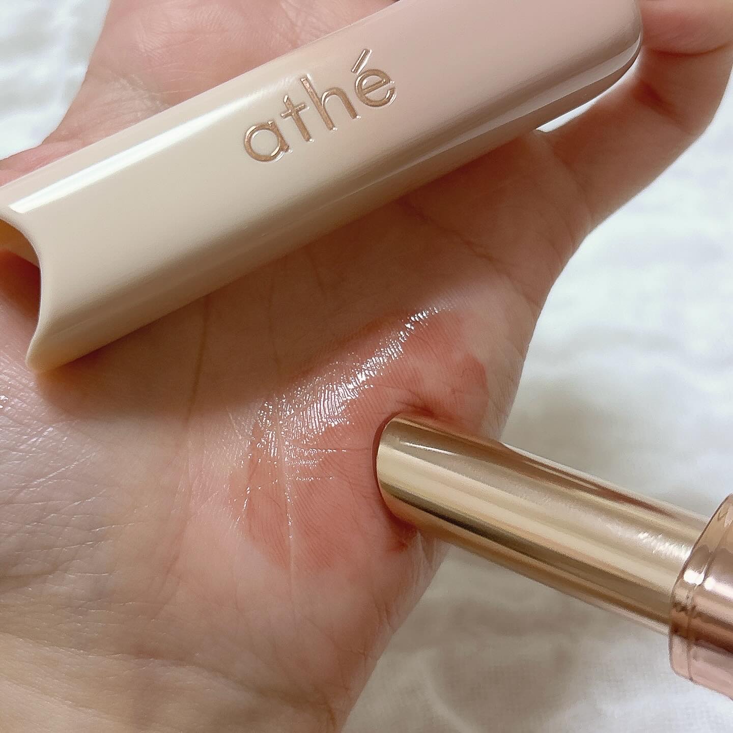 オーセンティック リップ グローイ バーム/athé/口紅を使ったクチコミ（3枚目）