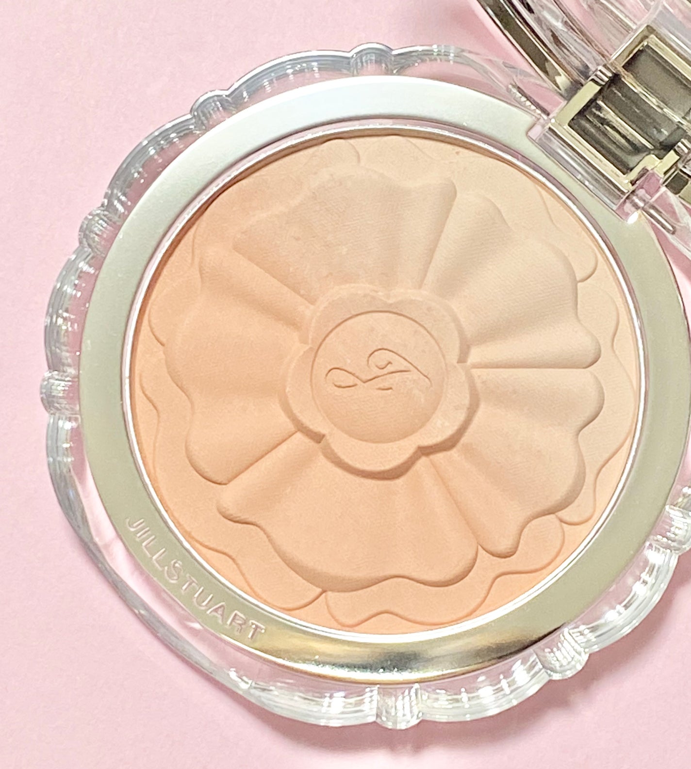 ジルスチュアート パステルペタル ブラッシュ/JILL STUART/パウダーチークを使ったクチコミ(1枚目)