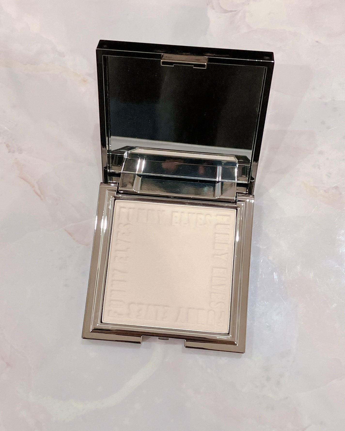 ソフトマットプレストパウダー/FUNNY ELVES方里/プレストパウダーを使ったクチコミ(2枚目)