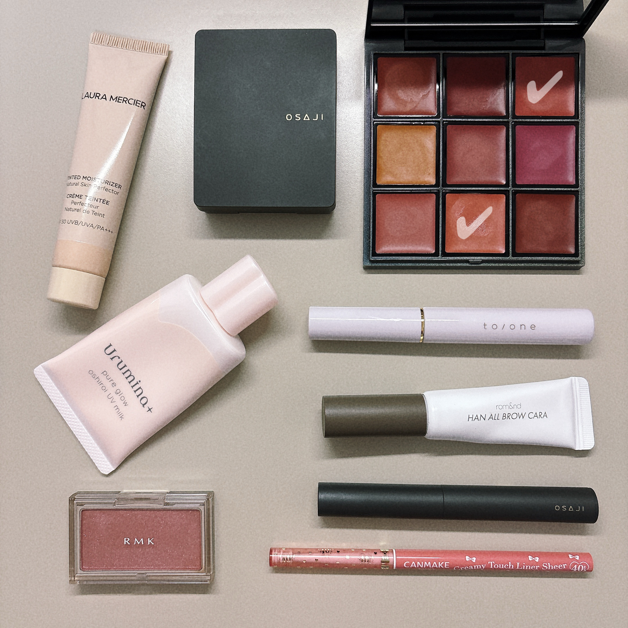 ティンティド モイスチャライザー N 0N1 PETAL(トラベルサイズ)/ローラ メルシエ/クリーム・エマルジョンファンデーションを使ったクチコミ（1枚目）